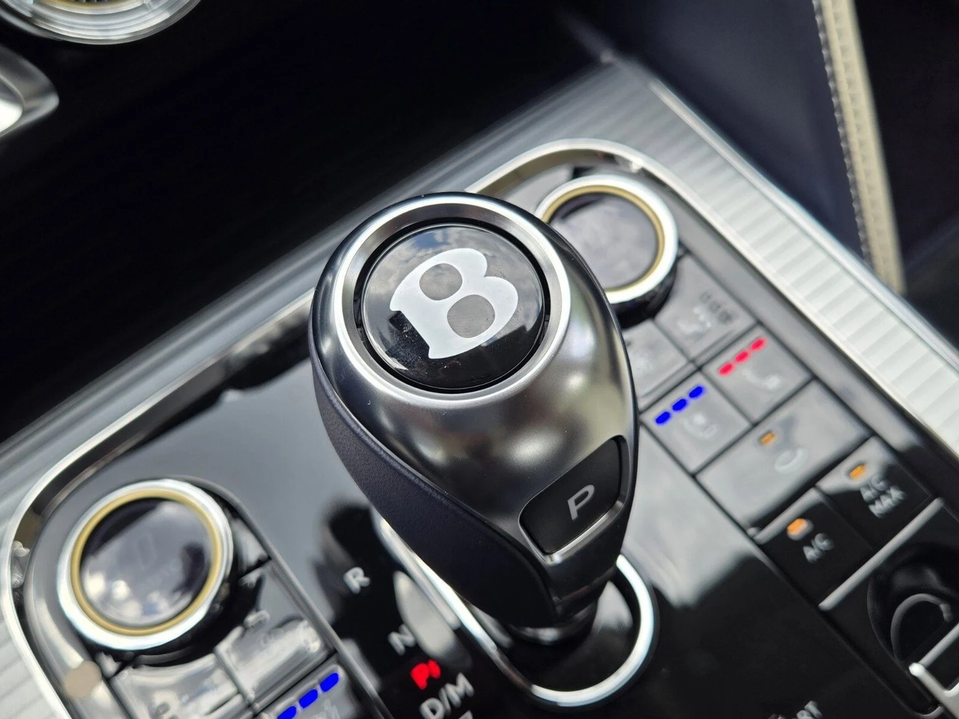 mph043_2953827075_13302a34a534bb31736cb46424d0267dx_eb88a8fac6