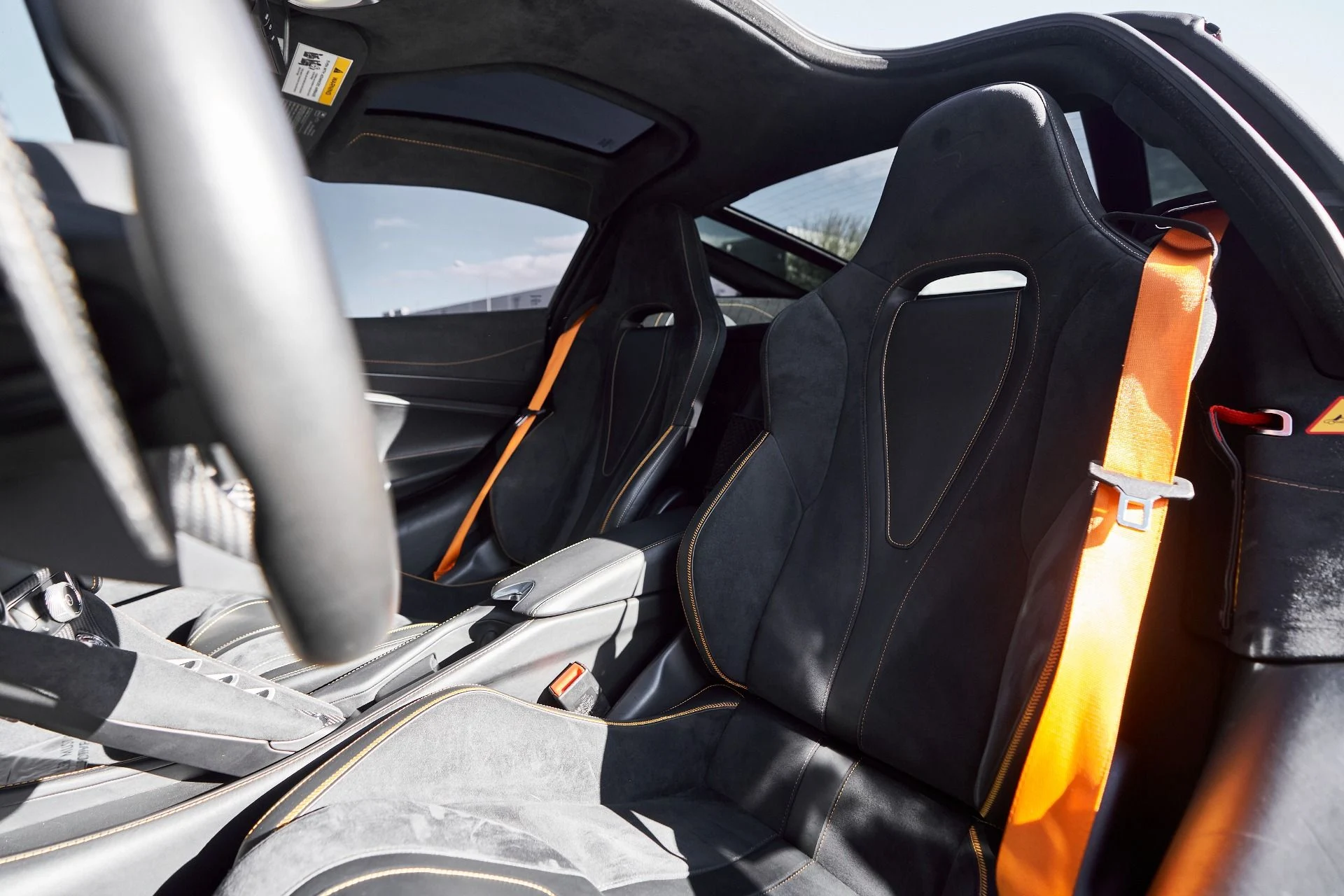 mph043_2962478643_Used_2018_Mc_Laren_720_S_Performance_1764955139_92eb5a2118