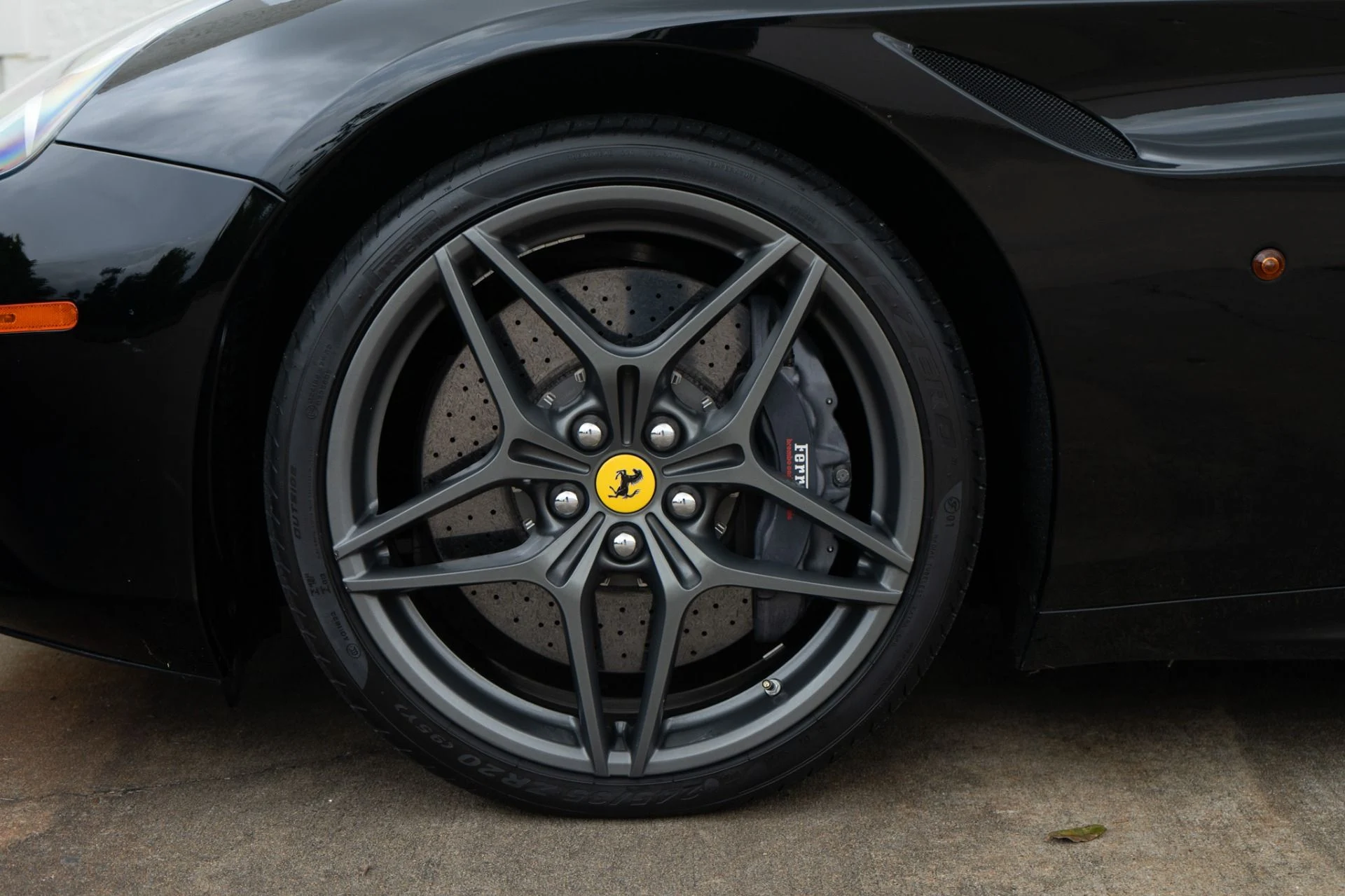 mph043_2964889604_Used_2018_Ferrari_California_T_1781897597_f8fa01db54