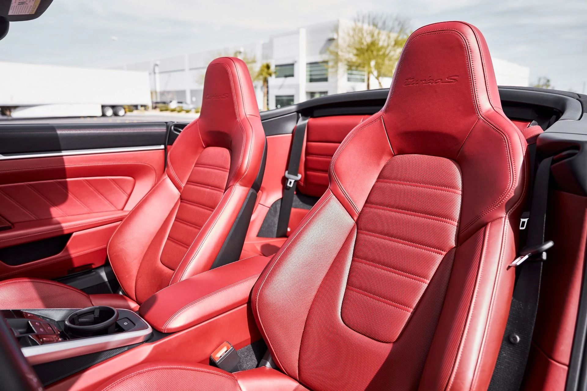 mph043_2972746468_Used_2022_Porsche_911_Turbo_S_1772308217_96e1569ad2