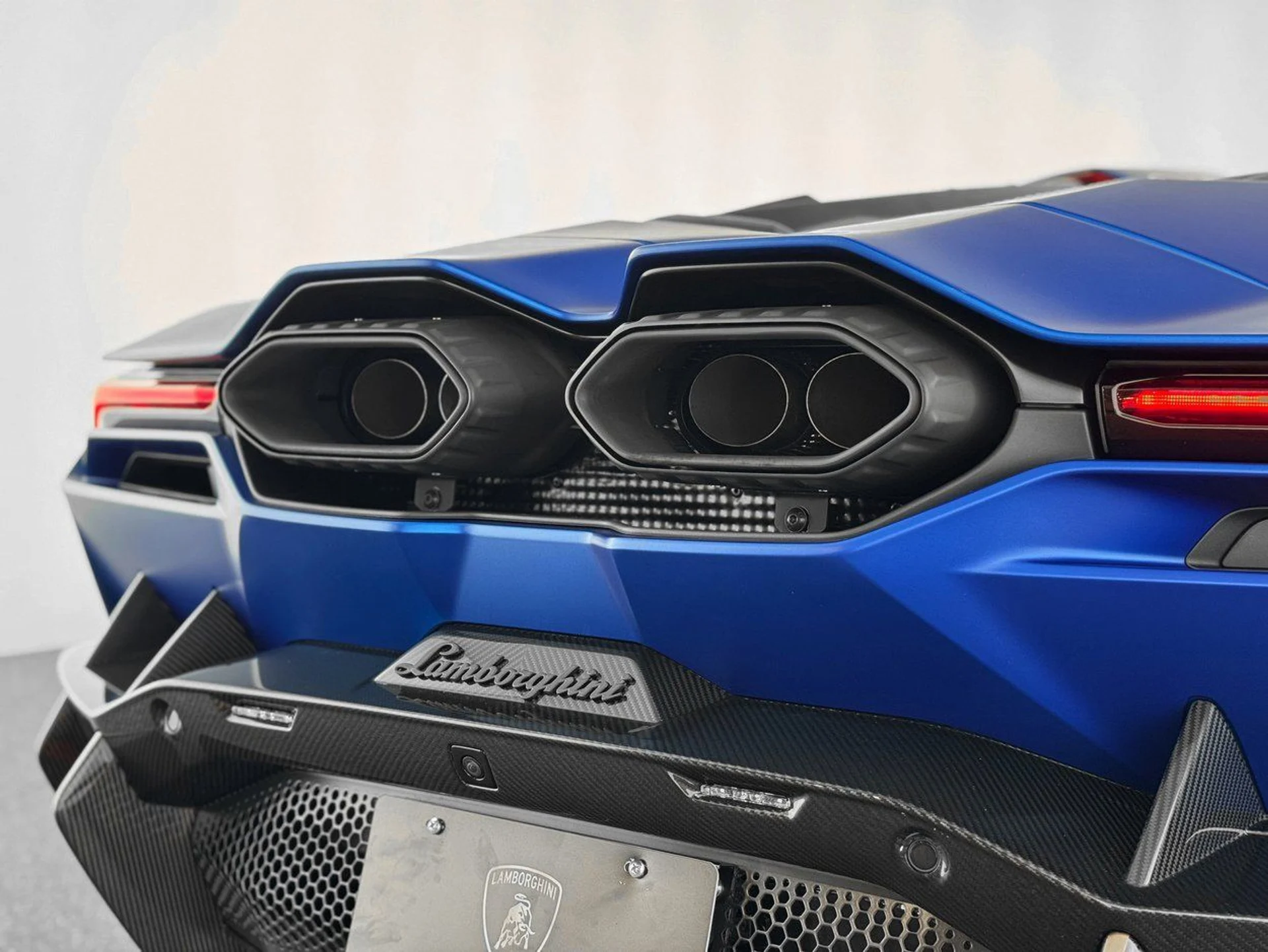 mph043_2974651955_4f80231af50a429e5338d7c9102bb3bdx_f94209ad7b