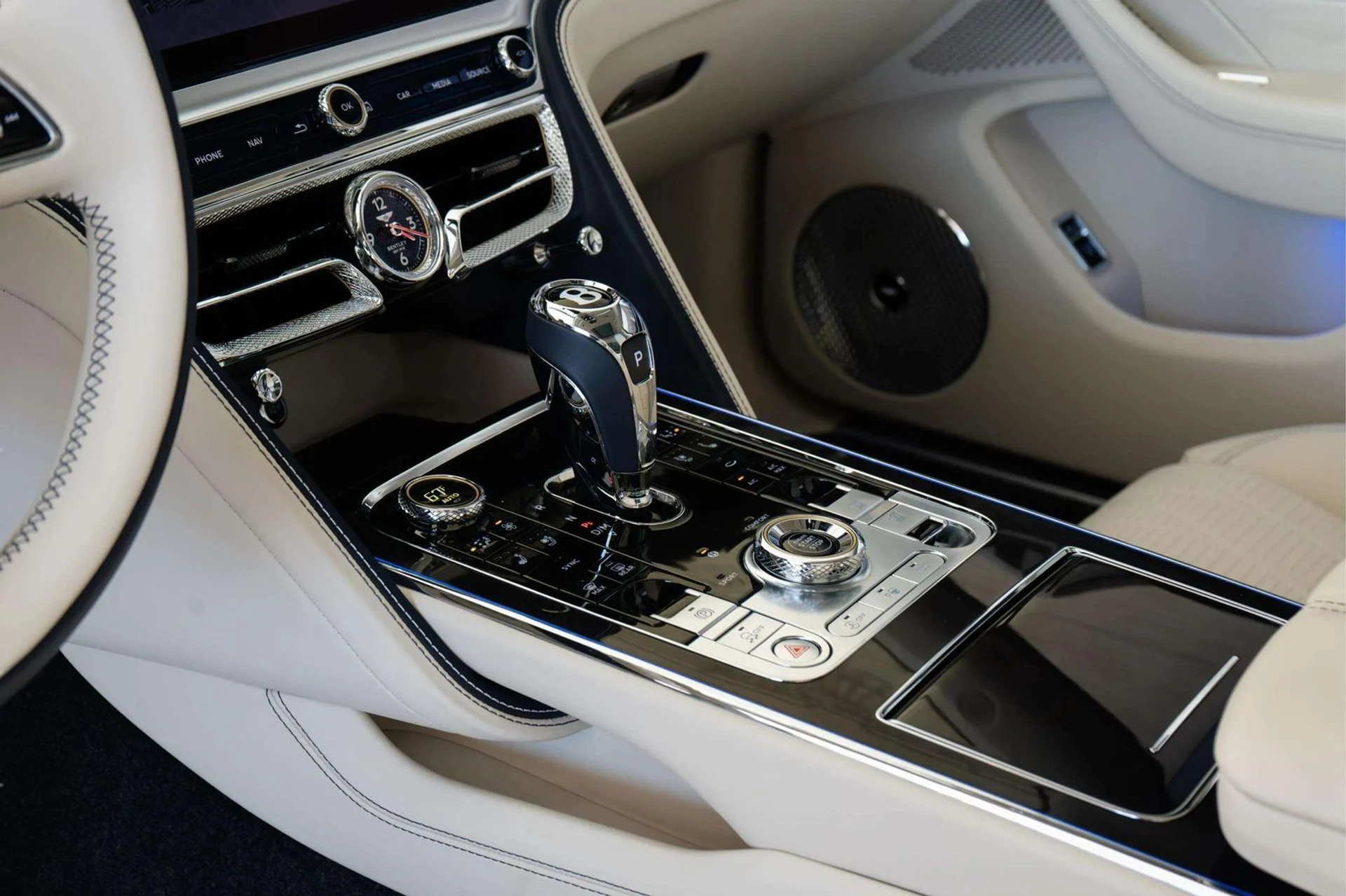 mph043_2983851957_d6b24762_5baa_486c_a955_760d5956b29d_7d66a7b23e