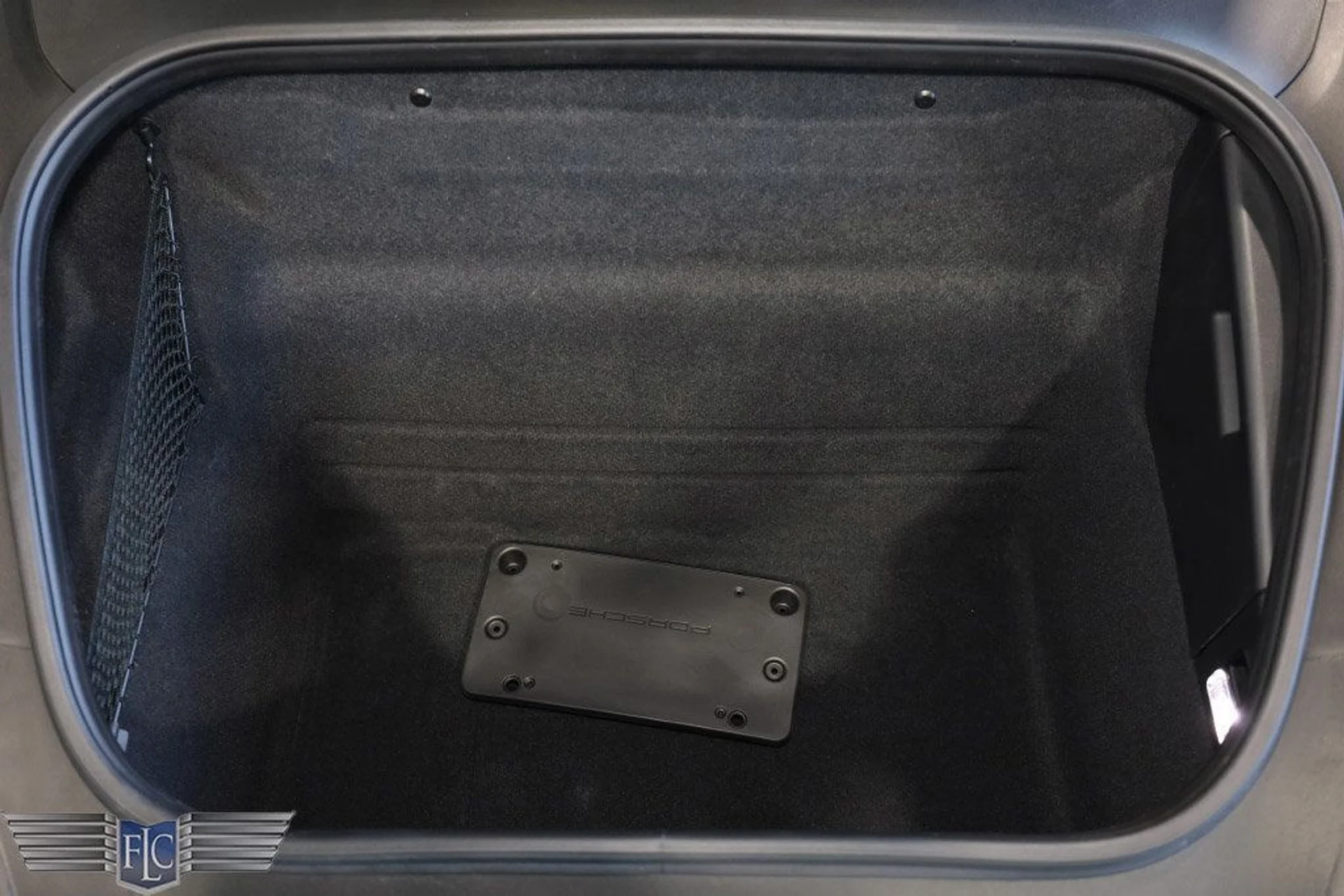 mph043_2988579671_used_2023_porsche_911_carrera4smanualcoupe_9689_22556560_44_1024_e0ba098d3a