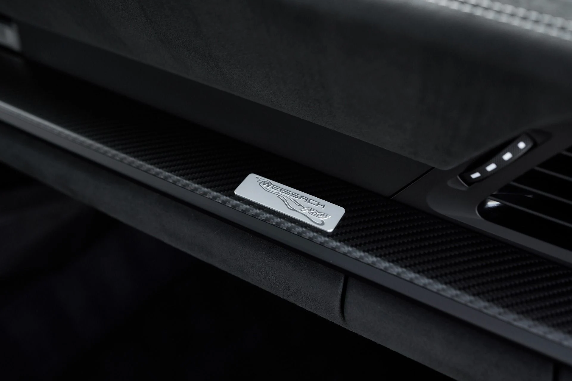 mph043_3022984248_Used_2025_Porsche_911_GT_3_RS_1762914486_83041e47d3