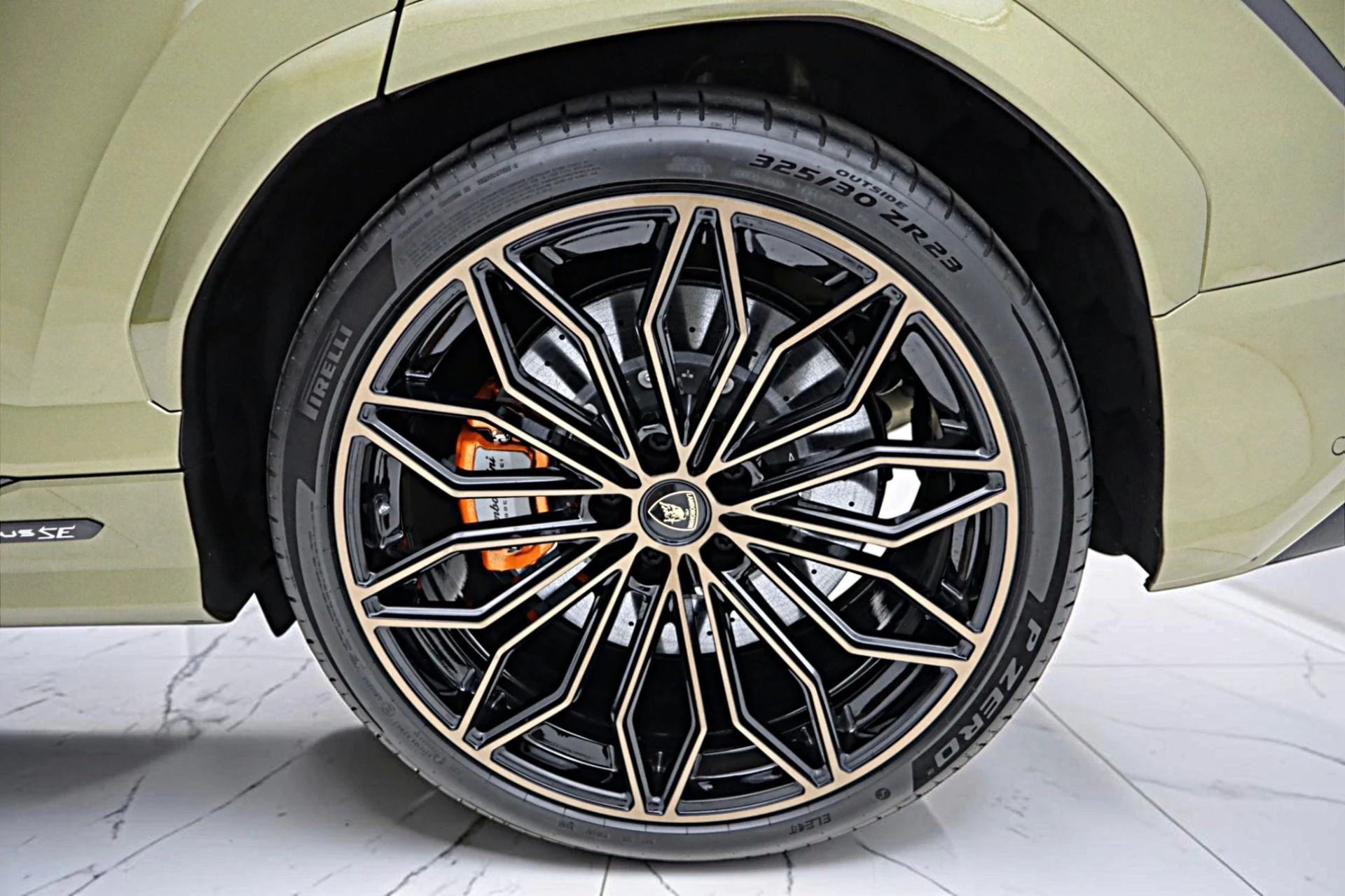 mph043_3027438929_Used_2026_Lamborghini_Urus_SE_d72db6952b