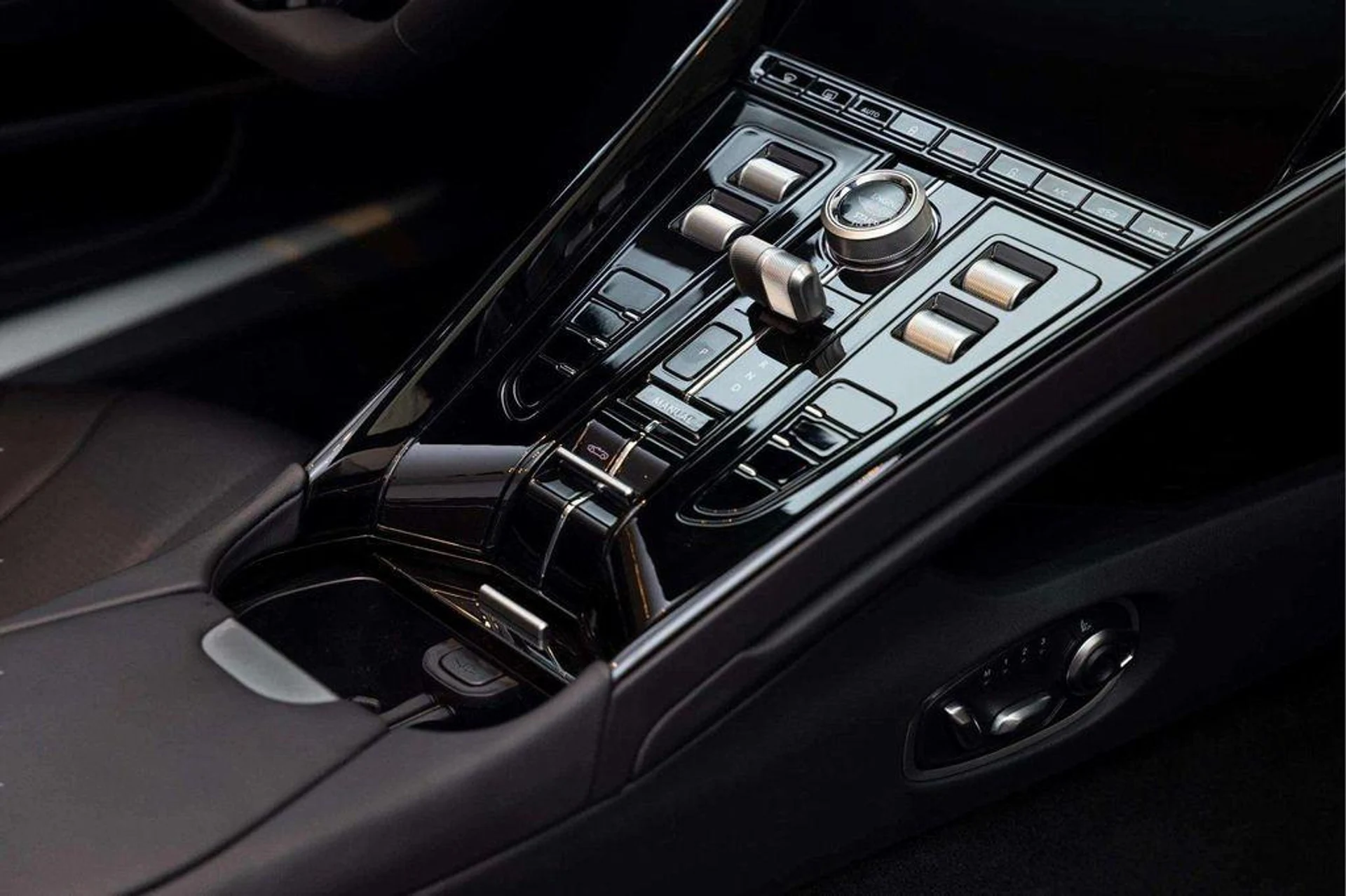 mph043_3045131018_G29_Y_Axs1_K_Tbyfw_ILSX_0i_D9w9_IH_8_1c81f5dc38