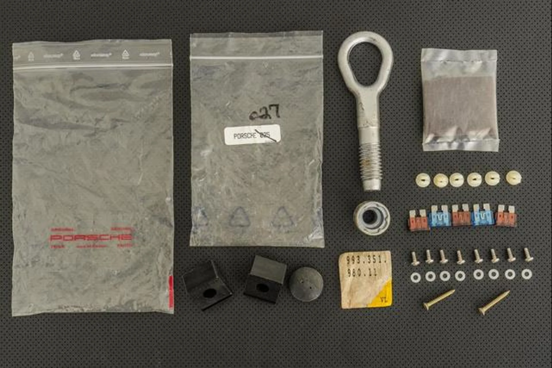 mph043_3047938216_j13_W_Ciio_D0_Fo_Ad97pru_Nm_Gi_Jxf4_1b9a87f6ee