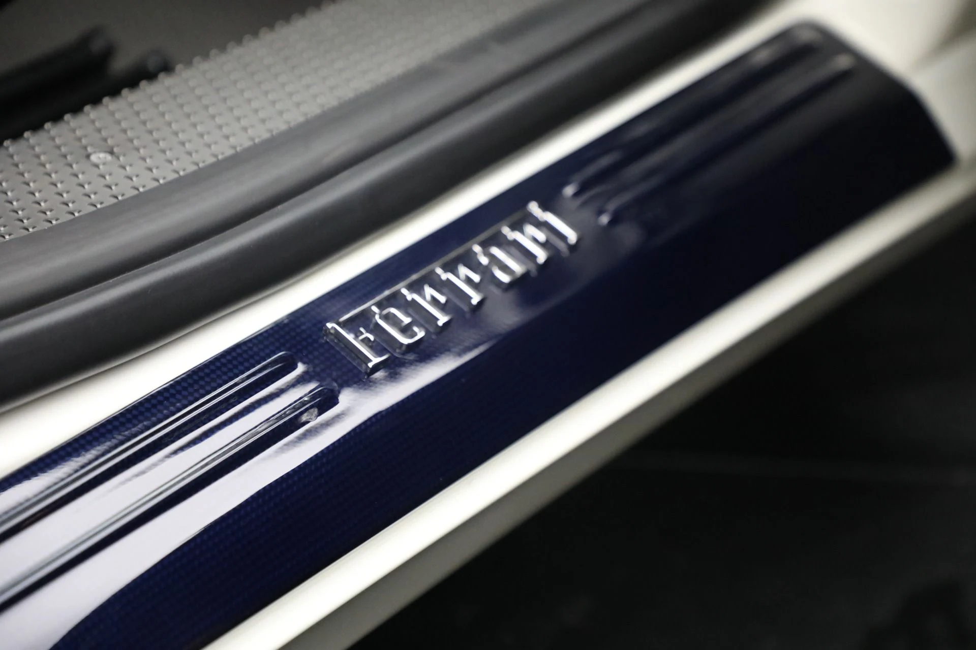 mph043_3049745328_Used_2015_Ferrari_458_Speciale_1738699258_7327ceb612