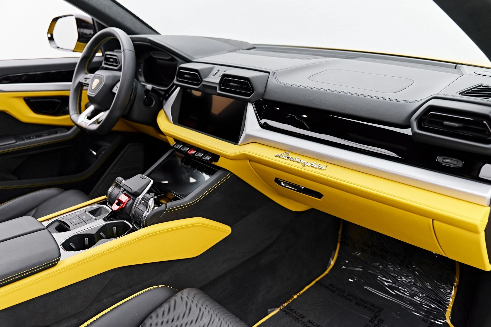 mph043_305226139_Used_2025_Lamborghini_Urus_SE_1788049915_51eaf1476c