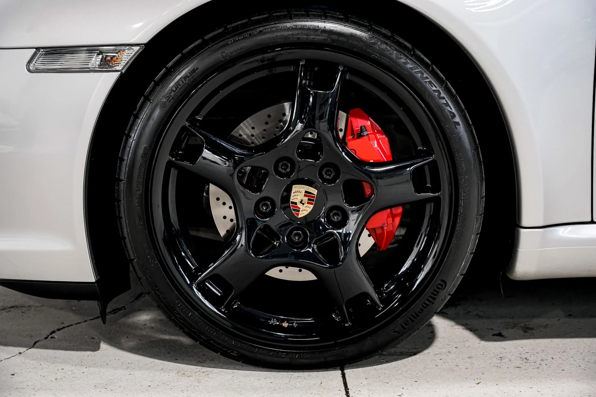 mph043_305781890_b75044b3a5749302f27053ae7c305519x_0ba1f9f9c5