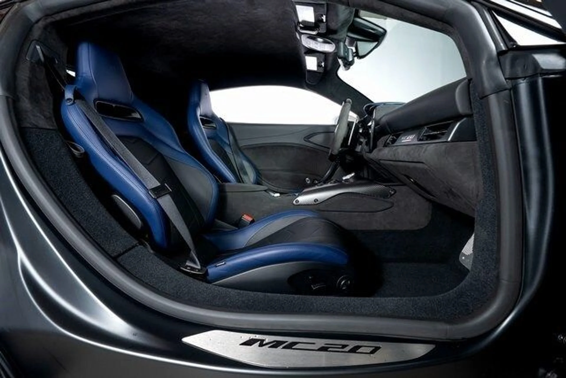 mph043_3060675973_b924402d673861986fadb469df5737a0x_d144d83207