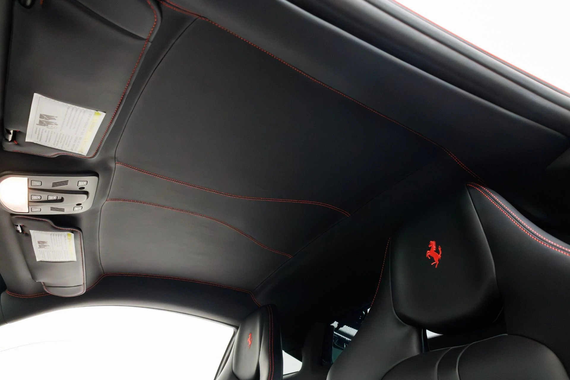 mph043_3069697792_Used_2019_Ferrari_488_Pista_1771977518_59307e77e0