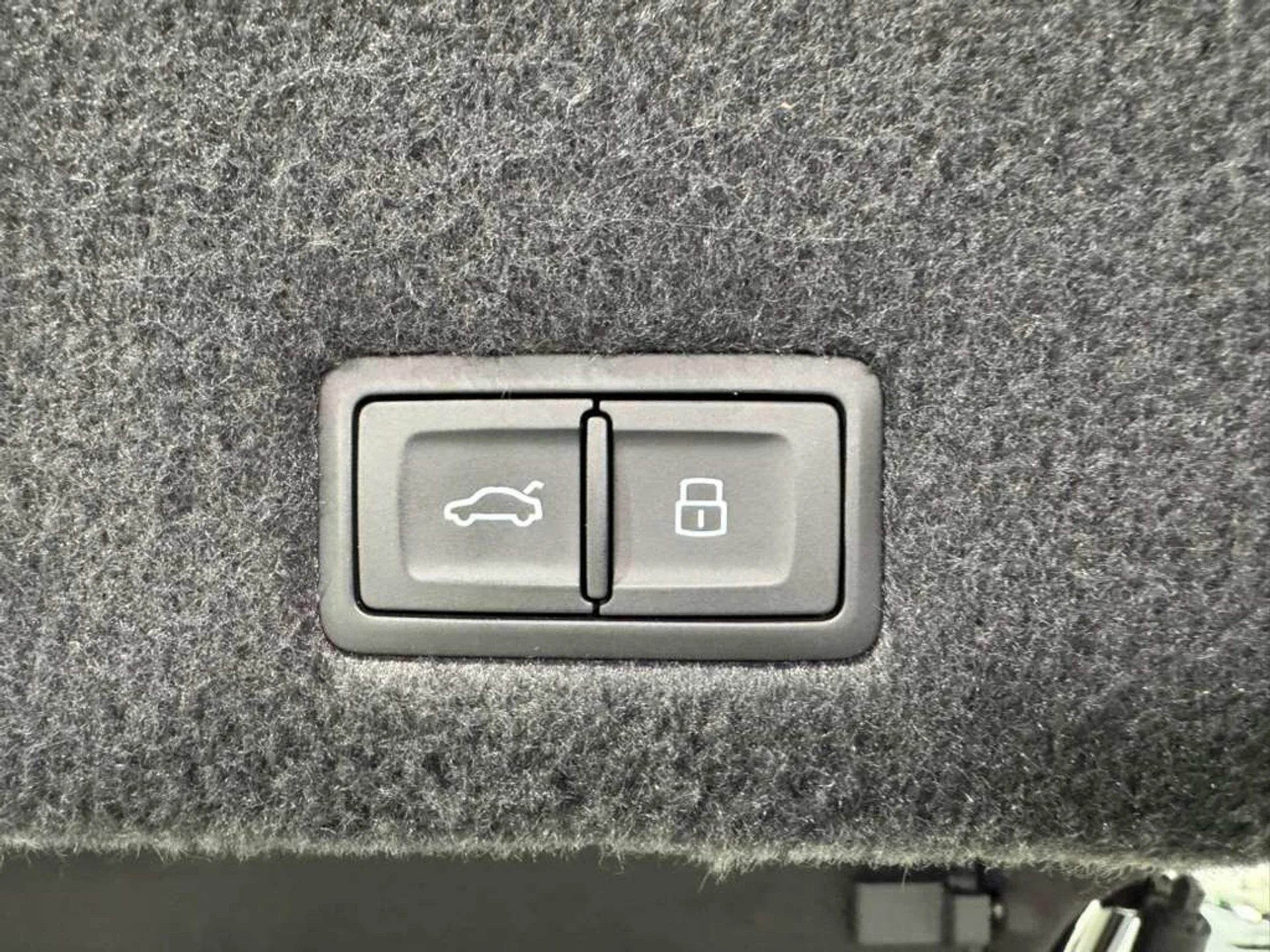 mph043_3096742690_6e0d647425572721f9b6dbd66f1e6e70_e10ac58cd8