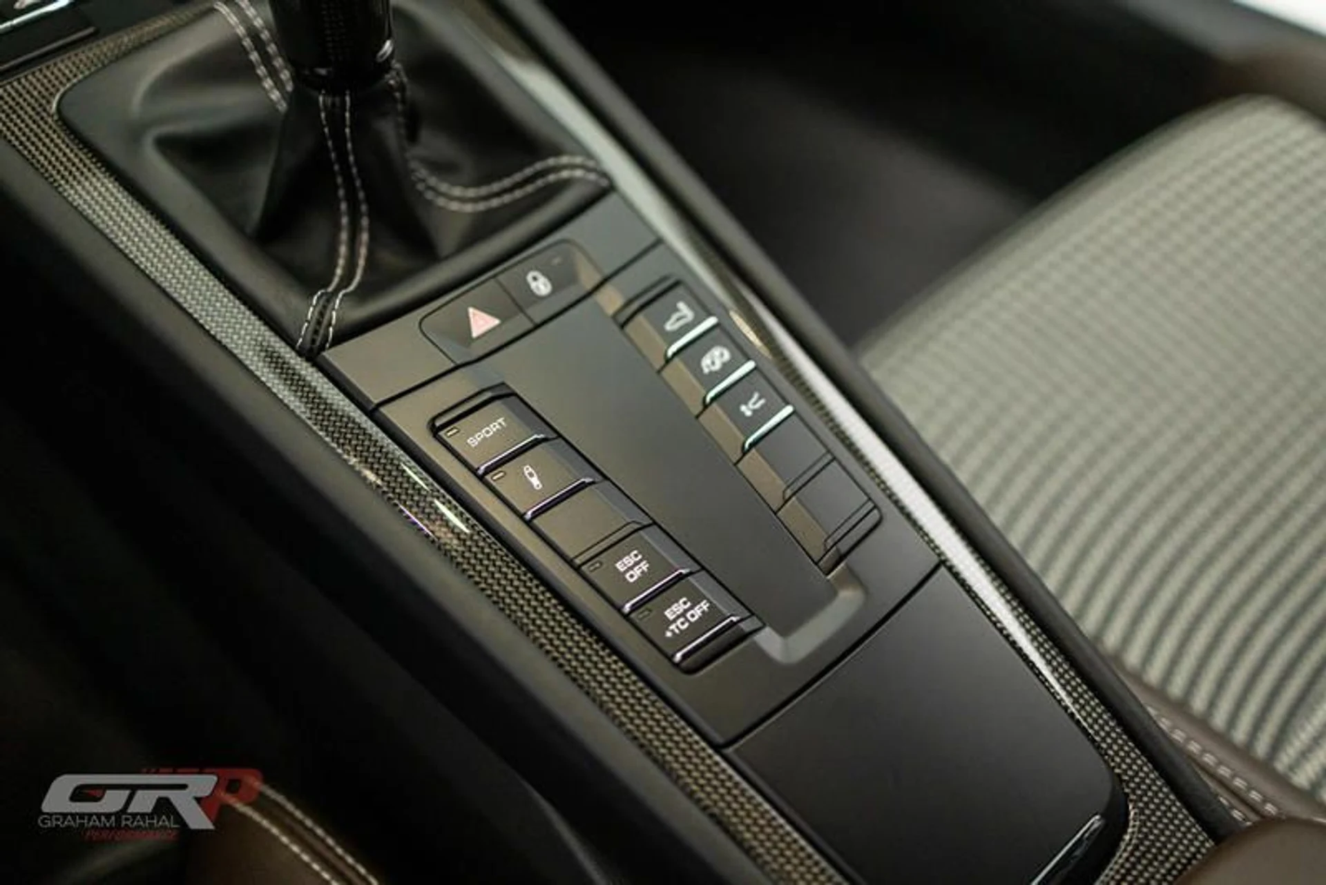 mph043_3107119433_69023_B2_B_2_BF_5_43_BE_B62_E_E56_B059_D22_BB_68c3e1e242