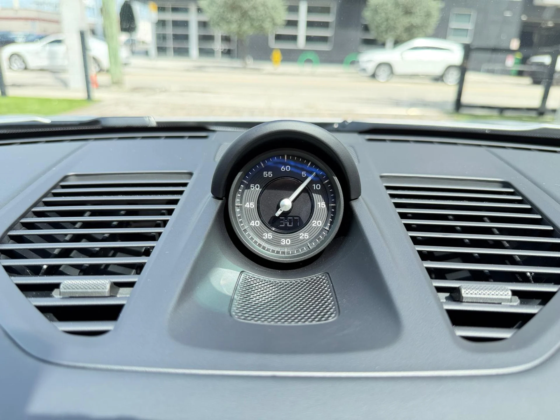 mph043_3113608337_Whats_App_Image_2026_04_03_at_3_20_24_PM_9_a64759534a