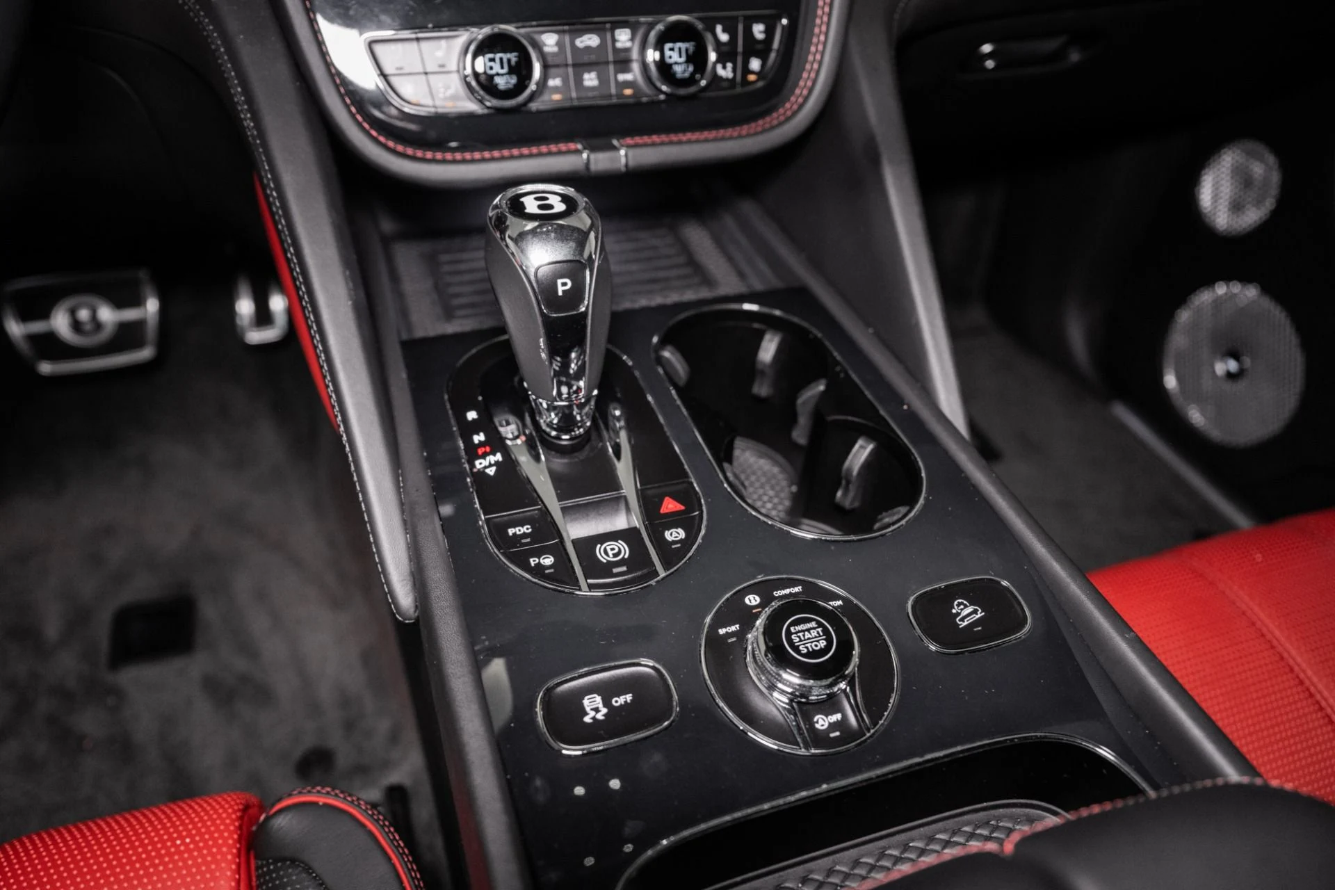 mph043_3114878457_Used_2021_Bentley_Bentayga_V8_1759421364_f6a3c73d30