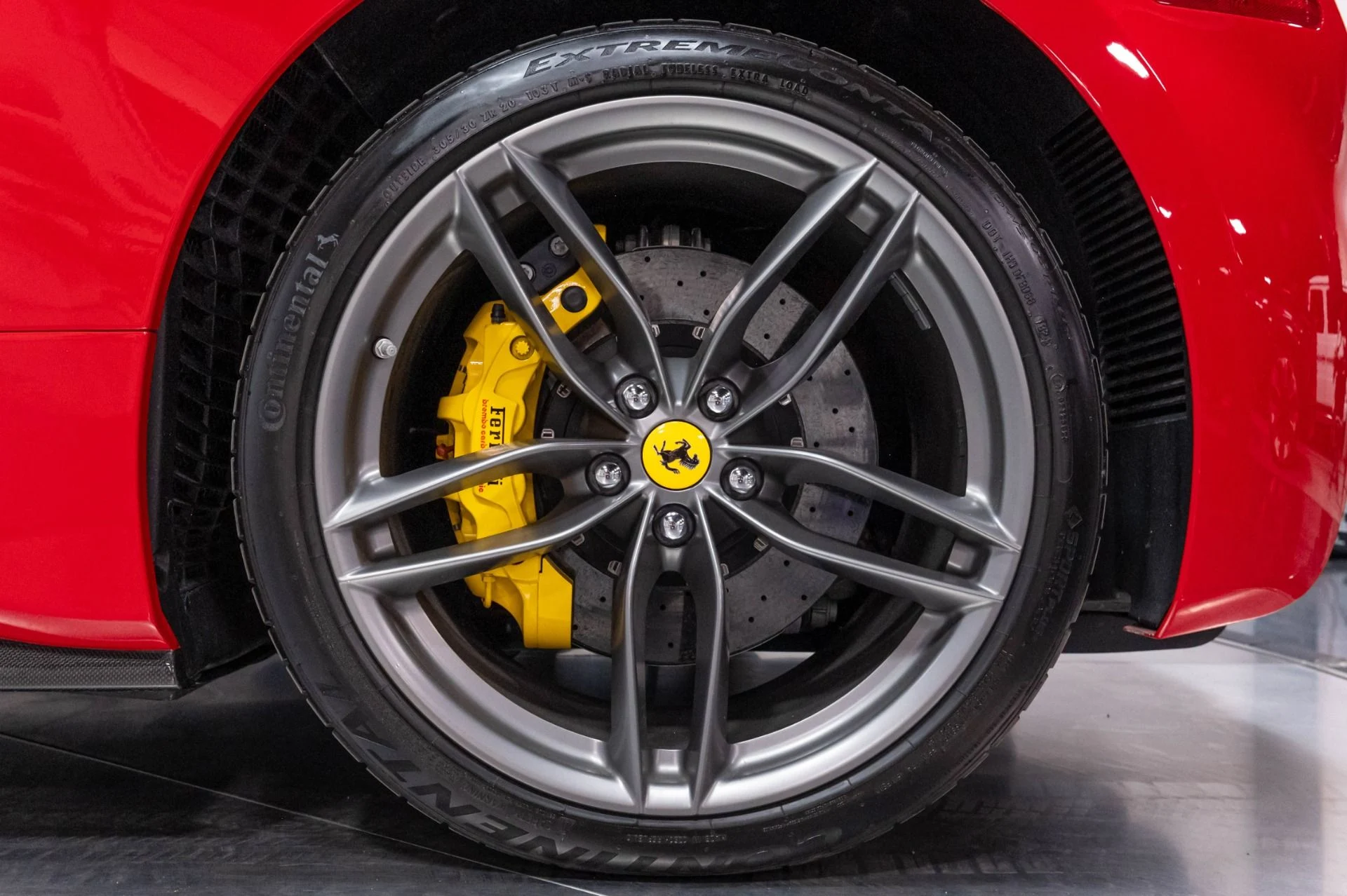 mph043_3115805501_Used_2018_Ferrari_488_Spider_1786656638_58cb116d68