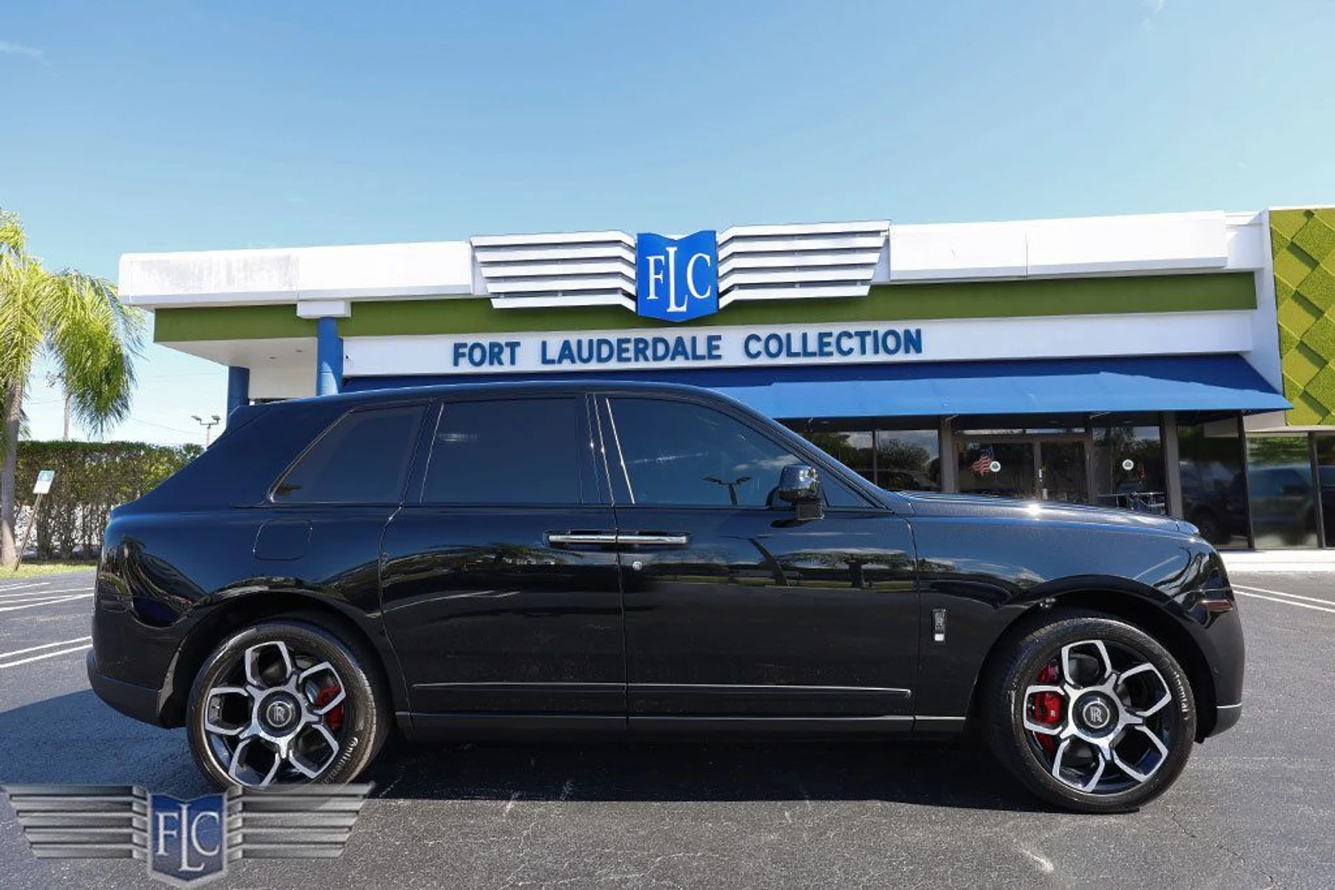 mph043_3123578426_used_2023_rolls_royce_cullinan_blackbadgesportutility_6305_22951746_44_1024_3c0c41c217