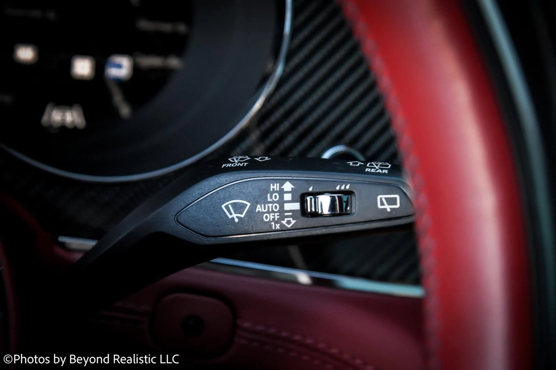 mph043_3128901446_Used_2021_Bentley_Bentayga_V8_First_Edition_Specification_Black_Specification_1740214764_99811cfa60