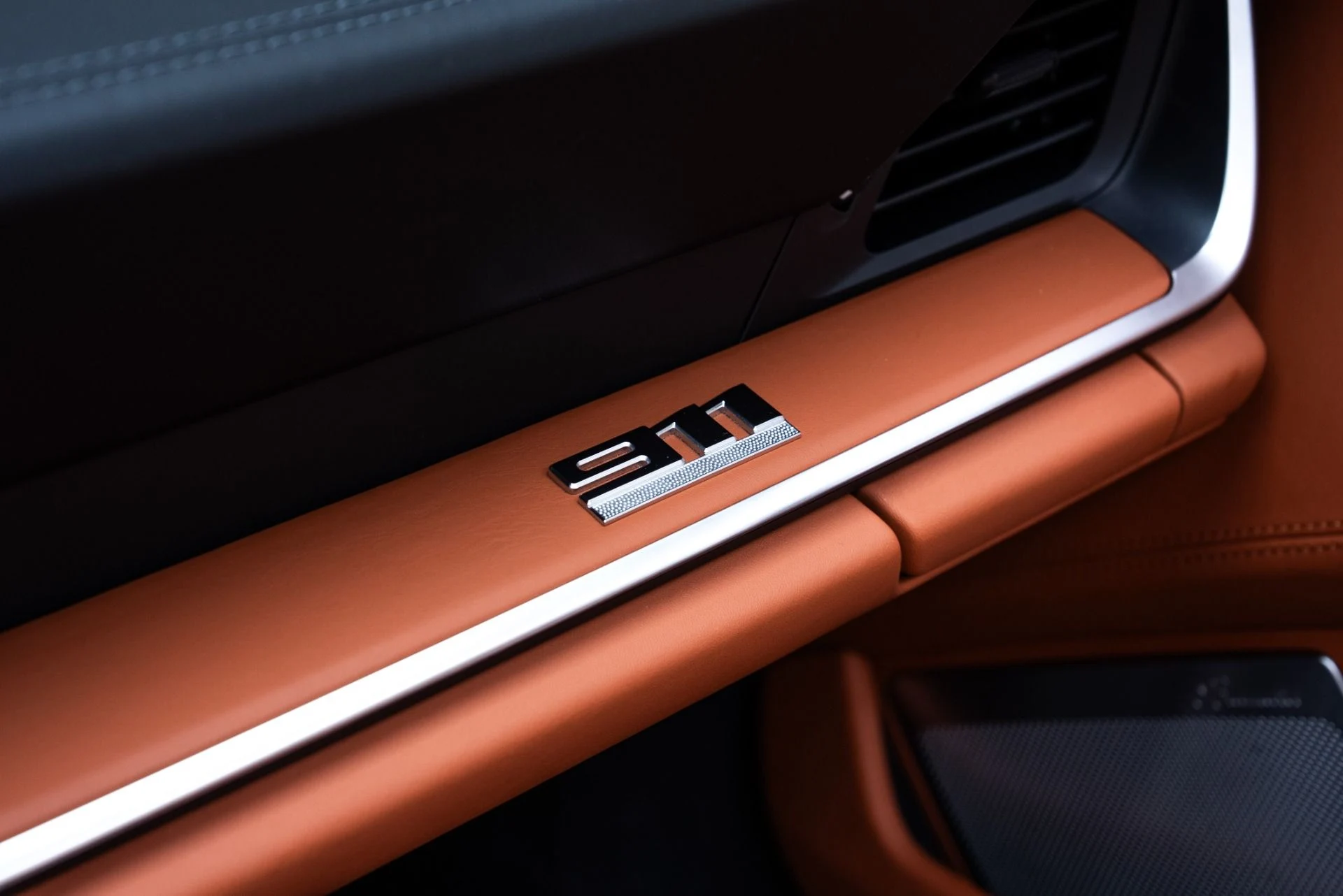 mph043_3137114191_Used_2024_Porsche_911_Turbo_S_Cab_1775066595_7aea9638d8