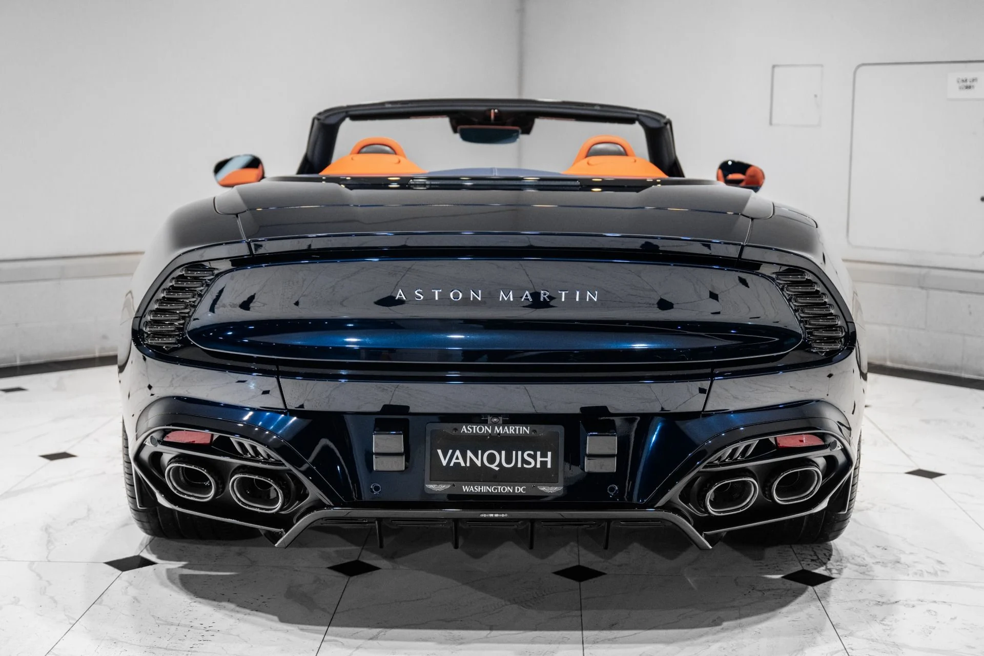 mph043_3146292640_New_2026_Aston_Martin_Vanquish_Volante_Thrillseeker_Edition_1_of_3_1768066424_2e5993b28a