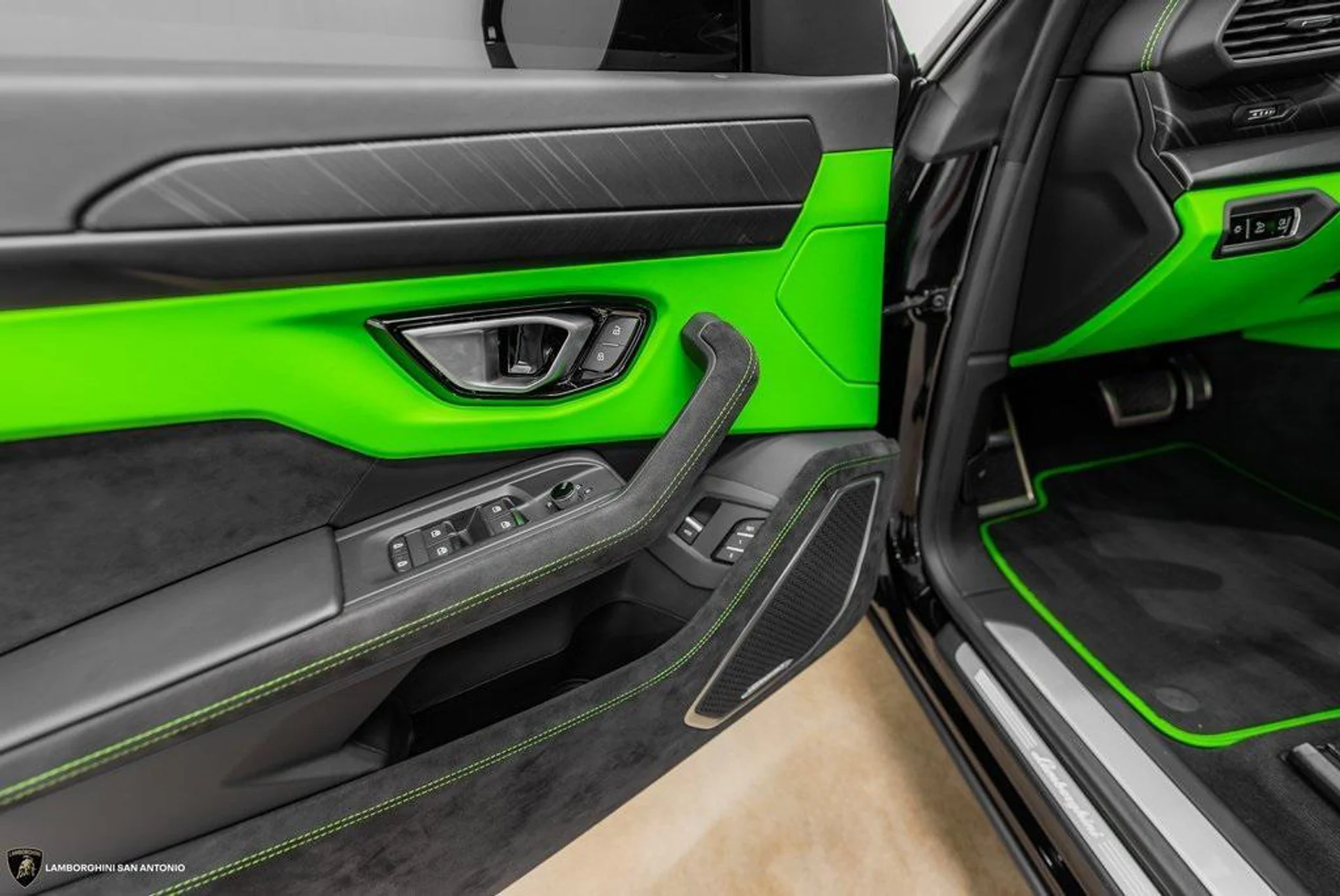 mph043_3148397322_T6mu_Zoo_Wk_4h_S_Gy_KL_7_U25_48x_DU_ff43ffe4e4