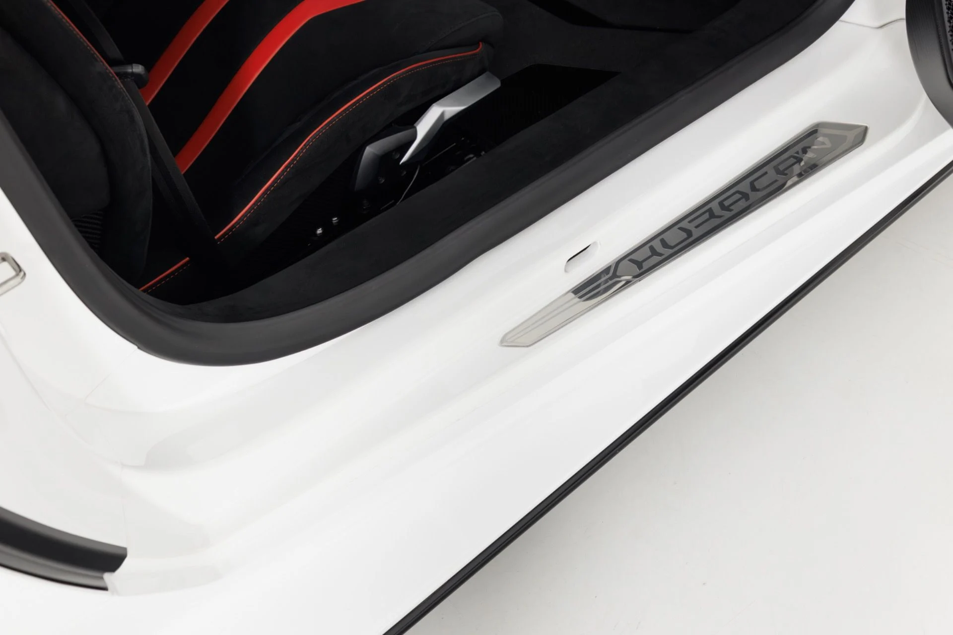 mph043_3153659434_Used_2021_Lamborghini_Huracan_STO_1789754426_1f004b413c