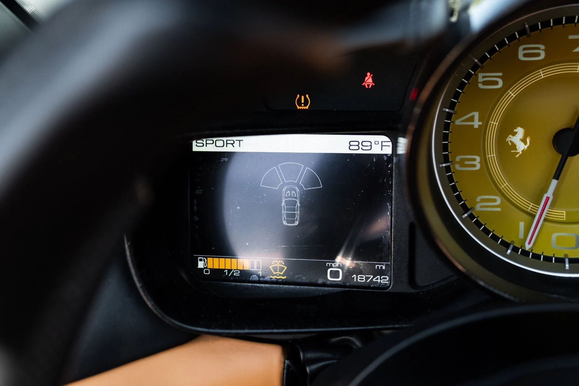 mph043_3173072130_Used_2017_Ferrari_California_T_1767065452_7c1a438766