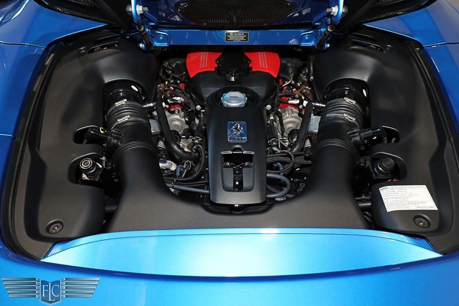 mph043_3182521193_used_2018_ferrari_488_spider_convertible_9689_23001785_44_1024_143bea2c9c