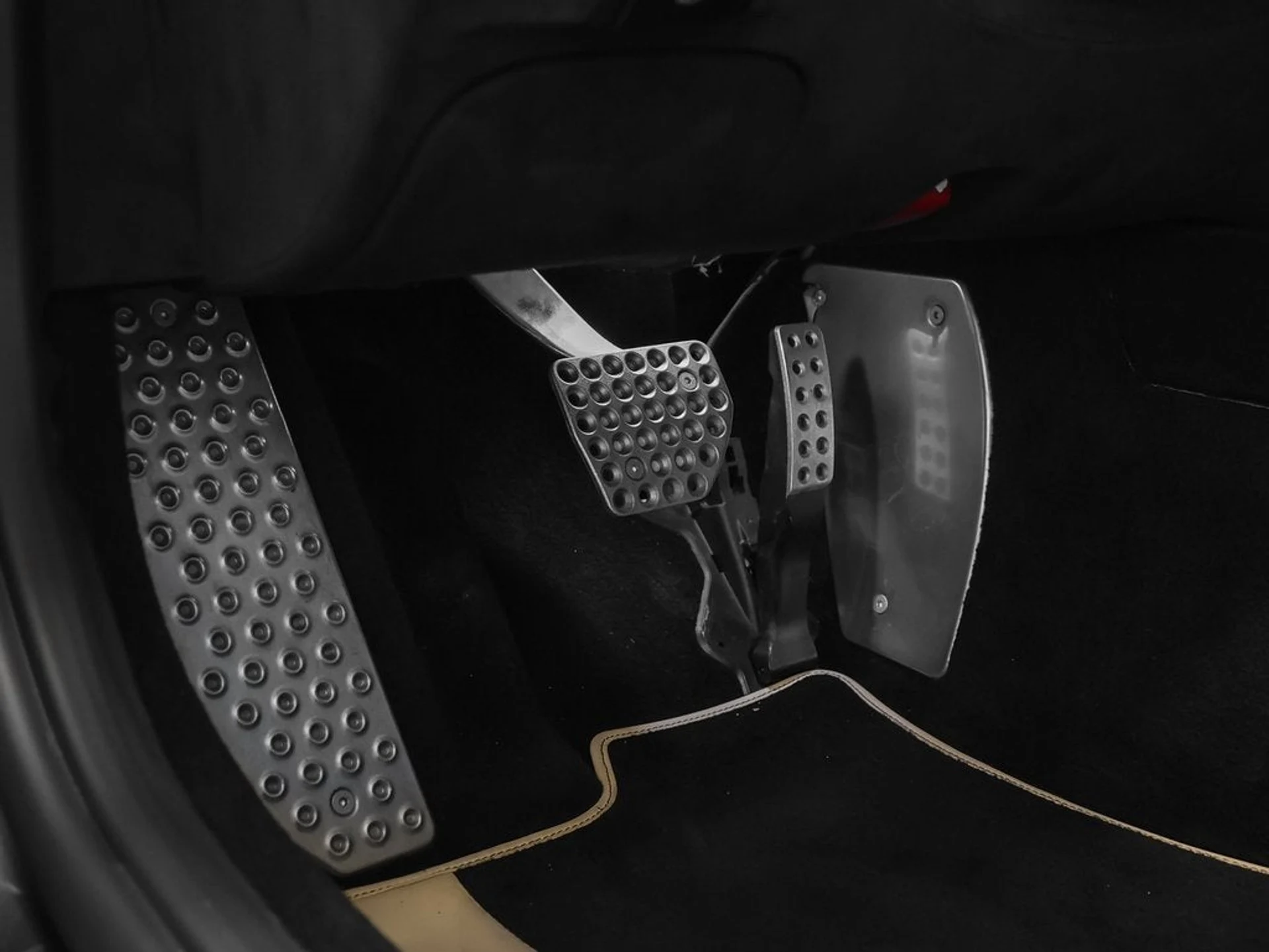 mph043_3182705250_44_470ed34099