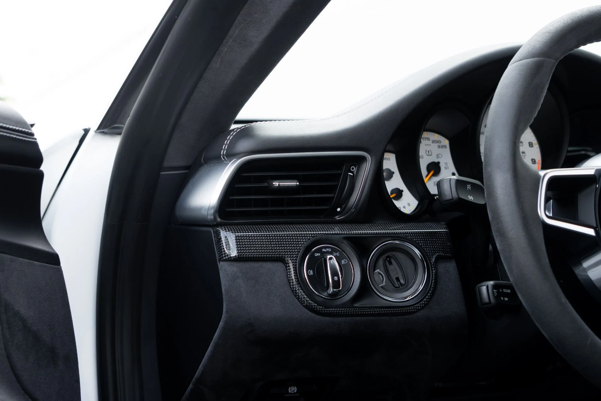 mph043_3231412670_Used_2016_Porsche_911_GT_3_RS_1761756649_cd2b1099b0