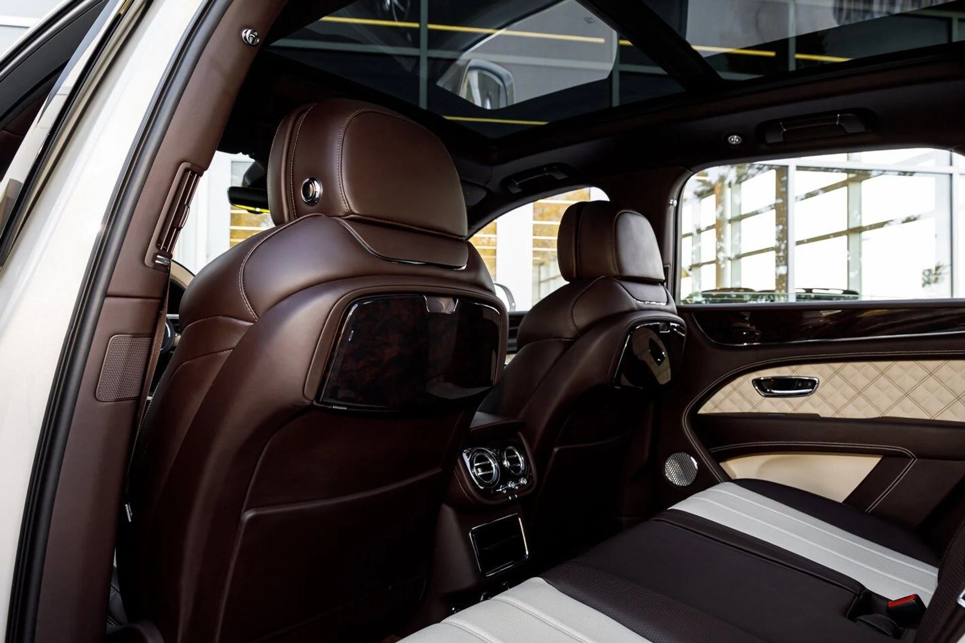 mph043_3232620519_311d69dc9de96b2f15c21925e7afe9b7x_6f5e2cedb2