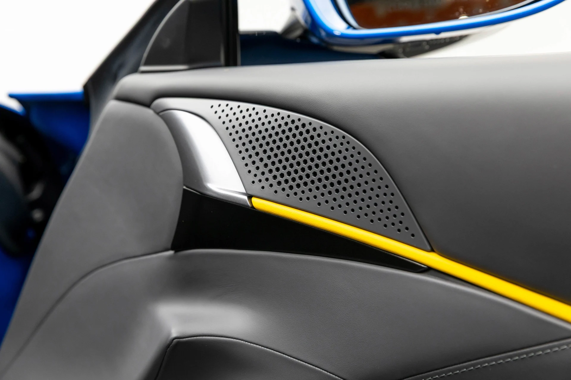 mph043_3235525904_e62ec960f74548dca11200d63b31f062_1fefad8f45