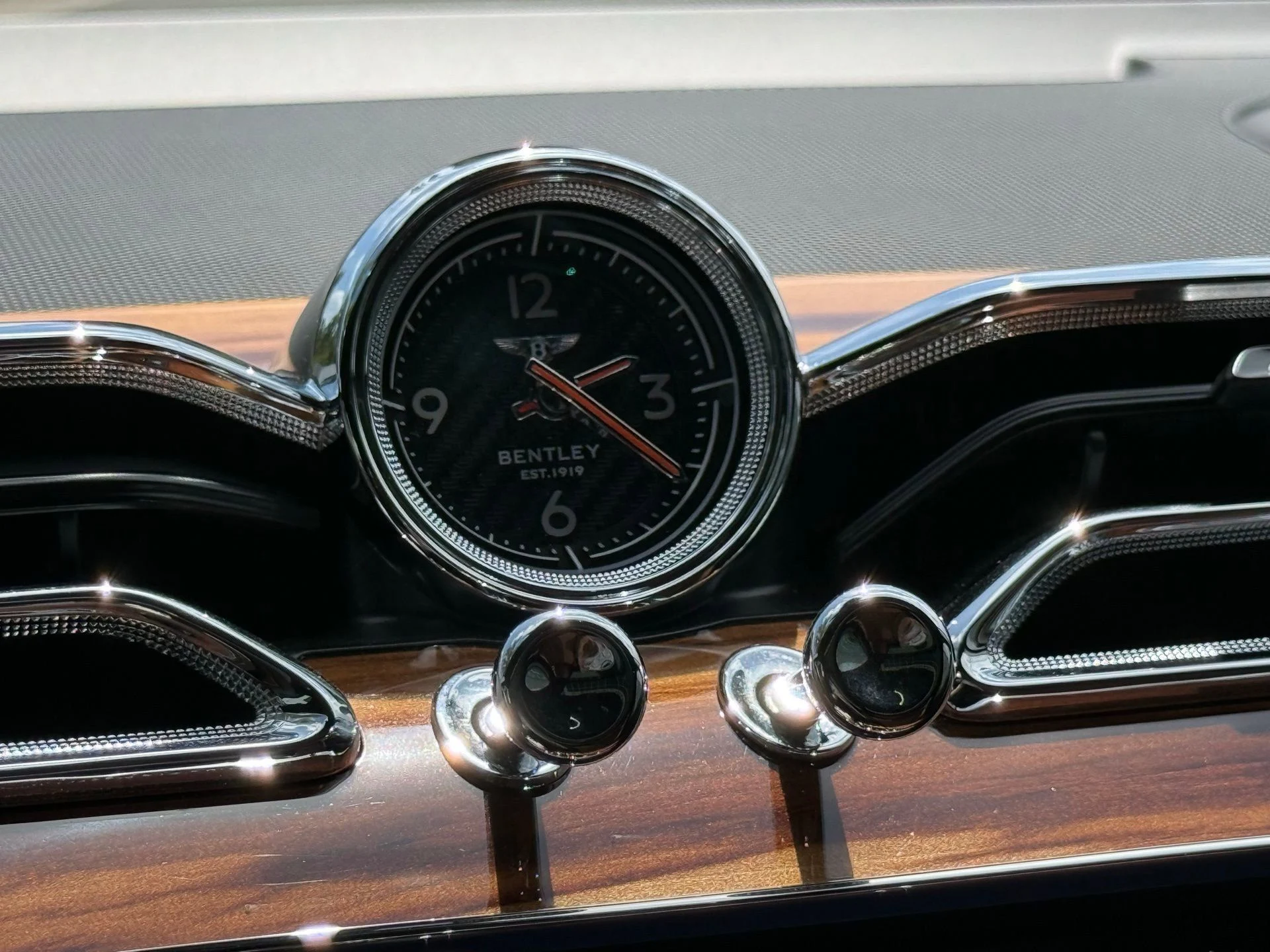 mph043_3240148916_60c2537c2045426dbcdfa70a47d39ff7_3c3d8e25ae