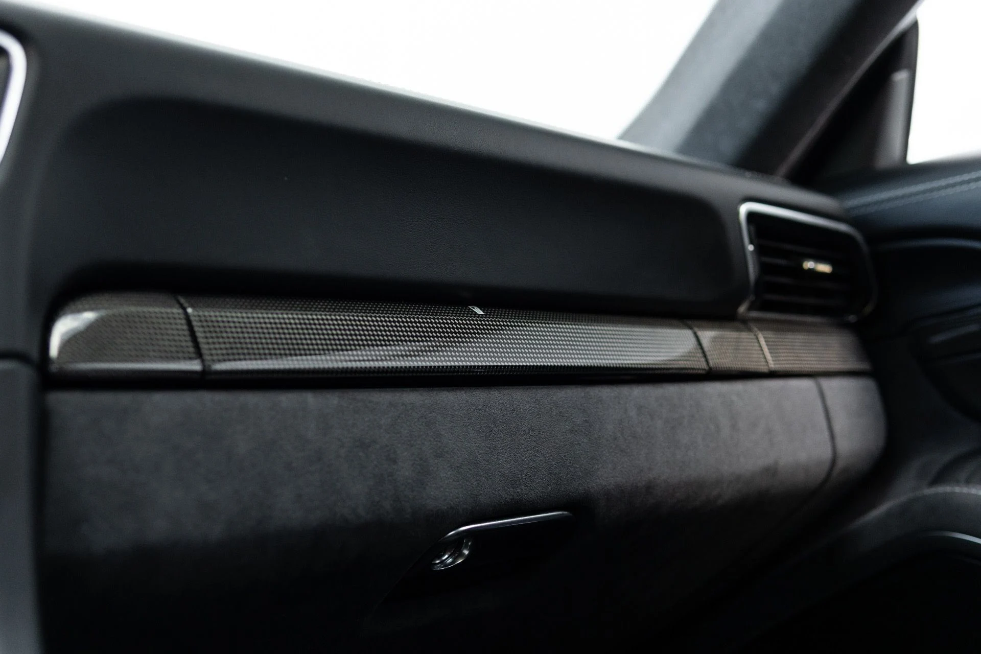 mph043_3251320626_Used_2015_Porsche_911_GT_3_1766771055_2d60d10321