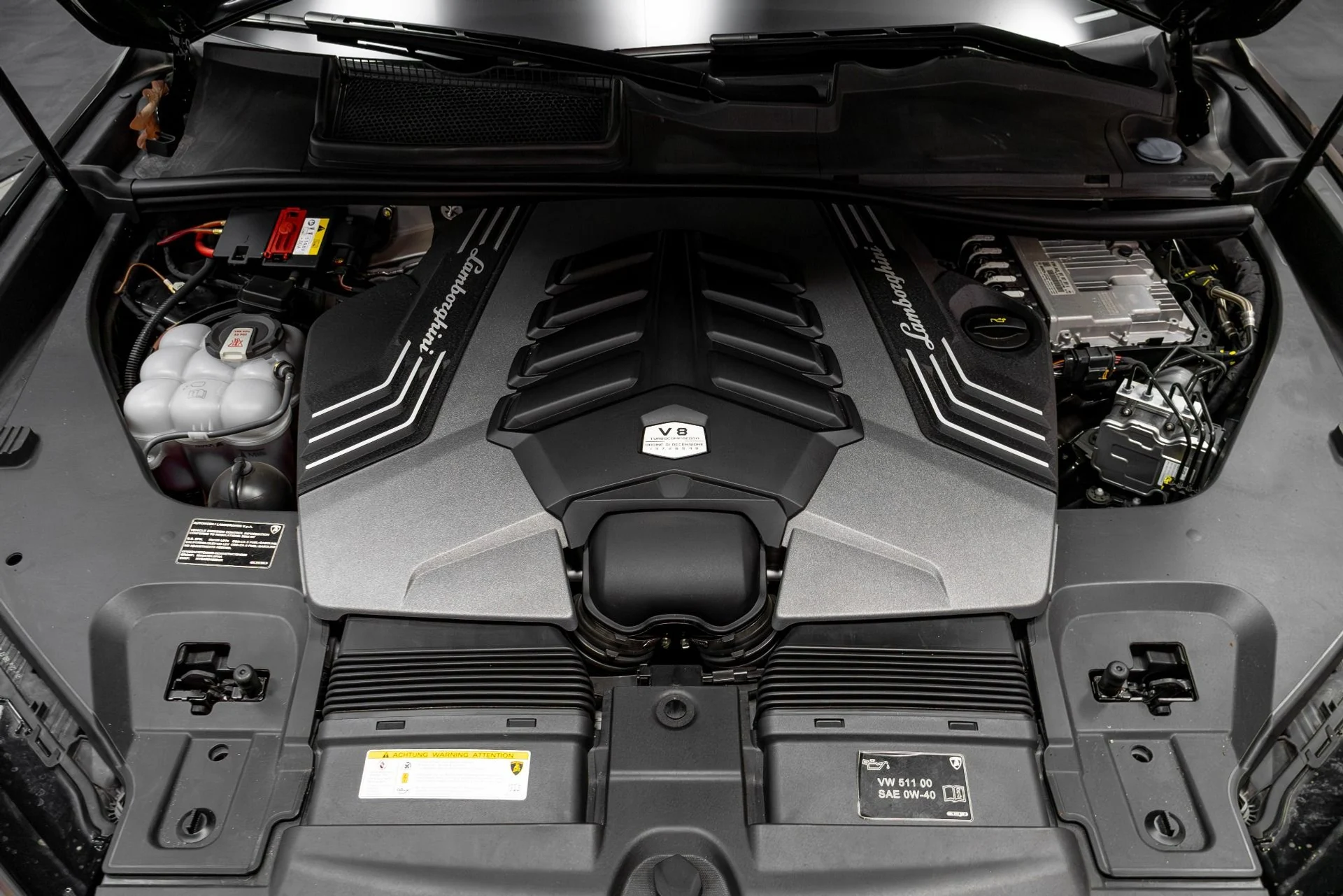 mph043_3267031197_Used_2022_Lamborghini_Urus_1771543126_e7927a696a