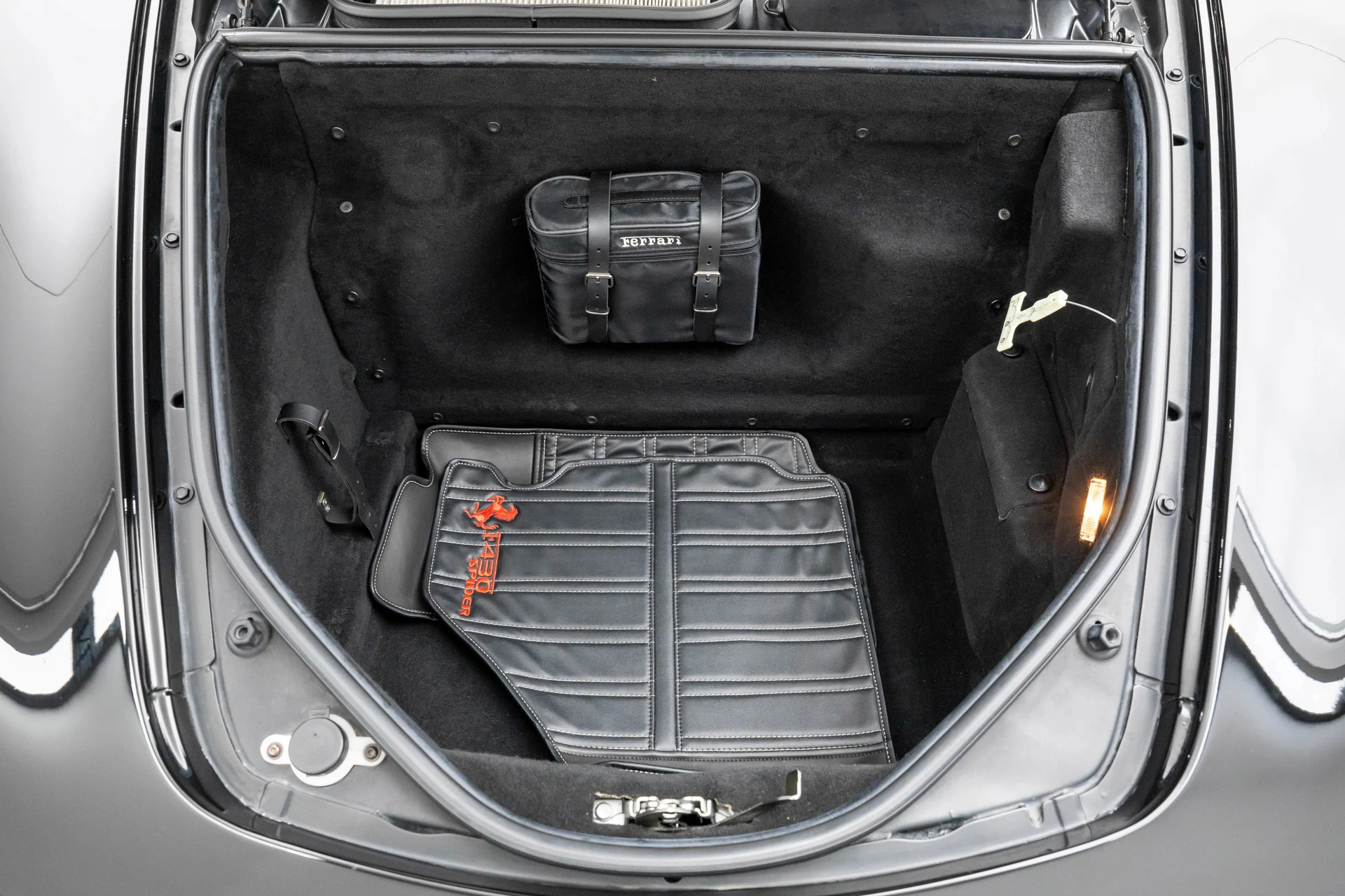 mph043_3284859373_3f3b222e74014ff3a0b94f49aa699903_9437821ce9