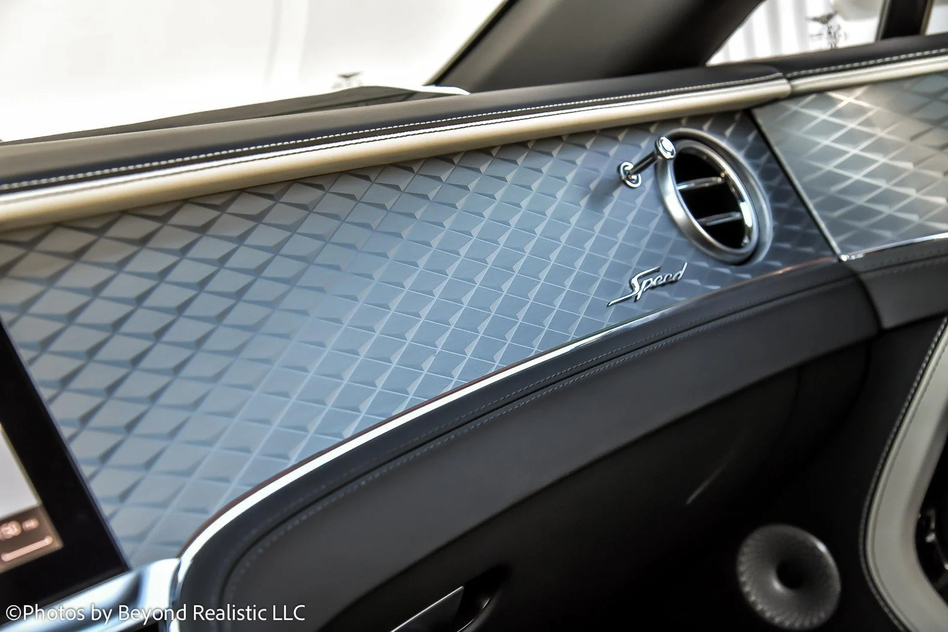 mph043_3287858535_Used_2024_Bentley_Continental_GT_Speed_Convertible_1759825022_a1805c393e
