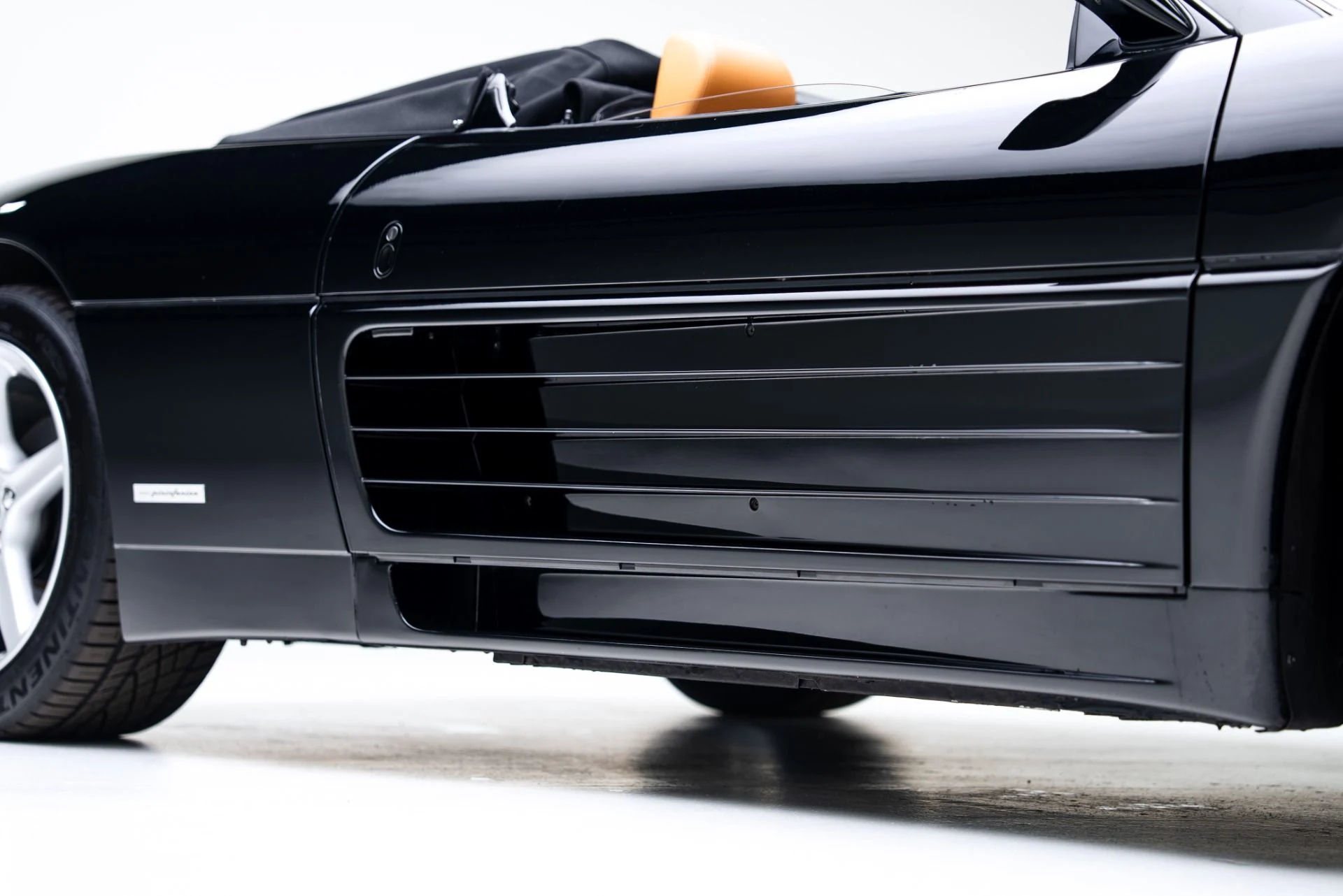 mph043_3289748176_Used_1995_Ferrari_348_Spider_1769630989_f540fe9672