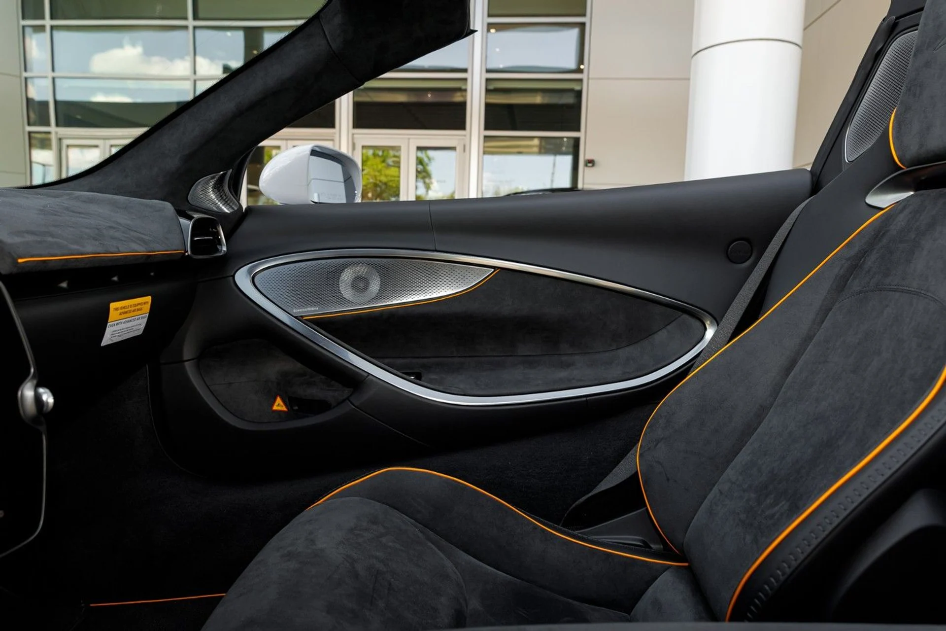 mph043_3291010303_473_p44_l_e1d1a860ce