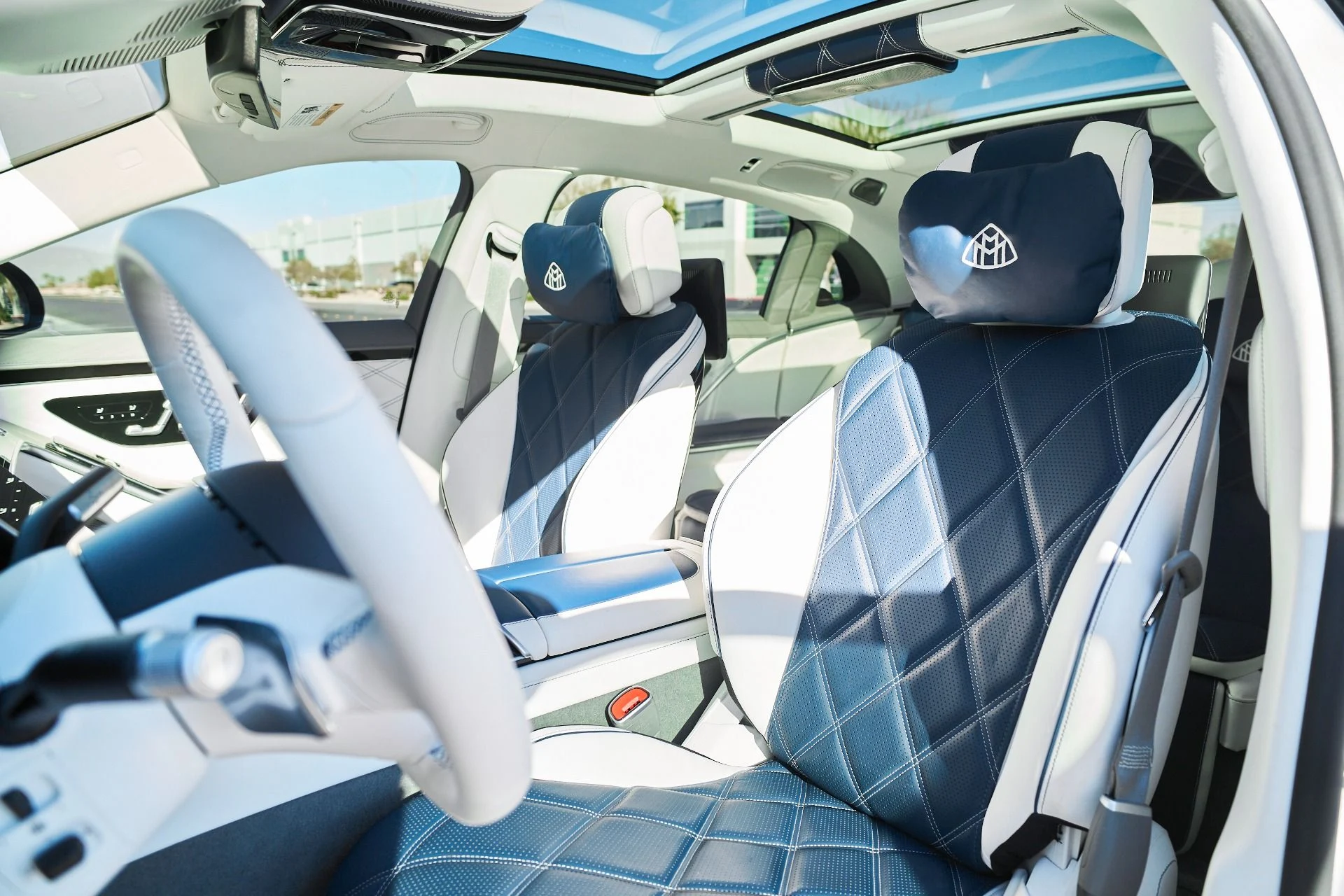 mph043_3304073115_Used_2024_Mercedes_Benz_S_Class_Maybach_S_680_1765936823_58bc7693d2