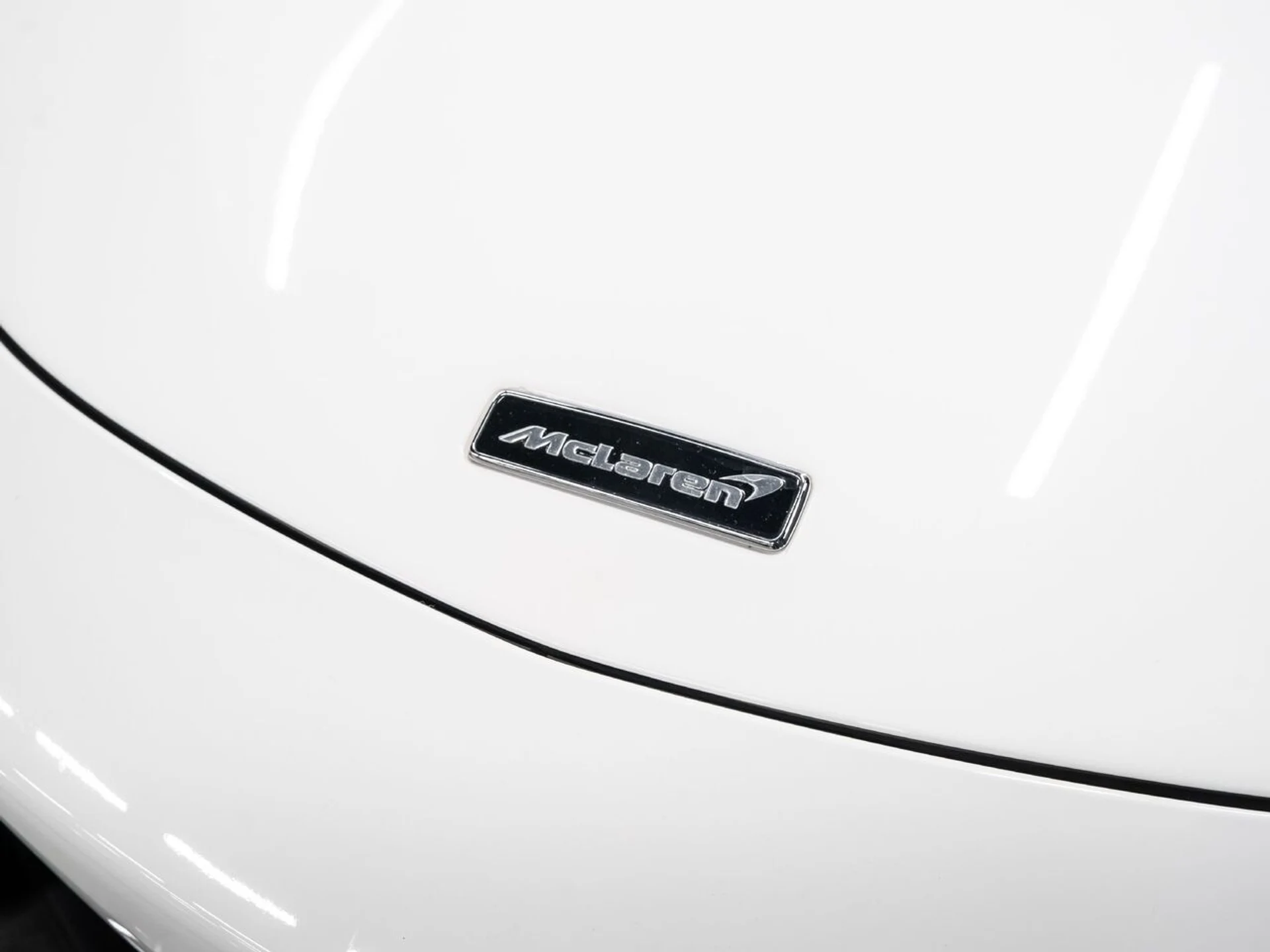 mph043_33106650_mclaren_570s_2019_e46617d93f