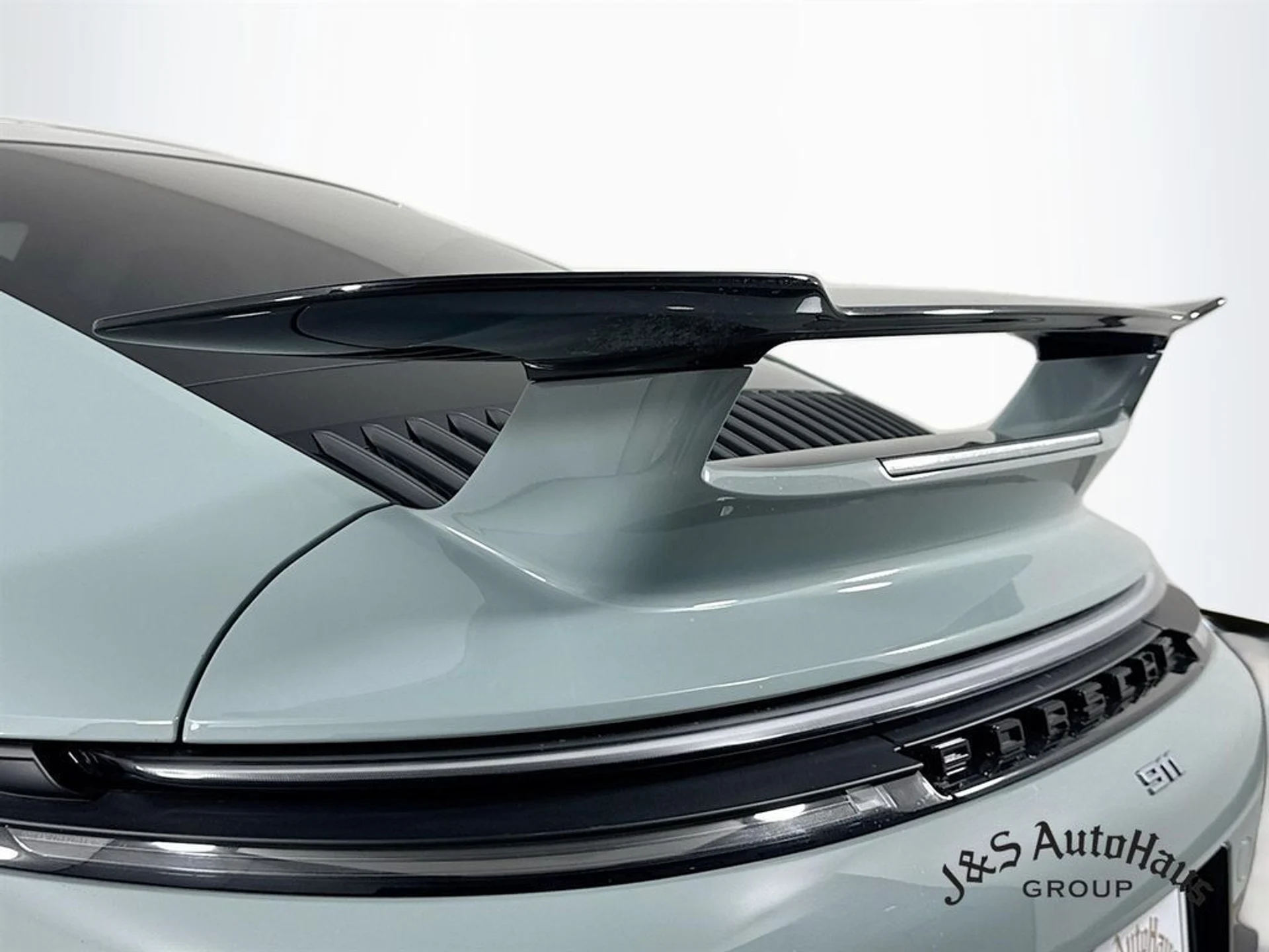 mph043_3310943380_jcsfydrmxe4jbkl701fgplnuqz1y_692b6330f3