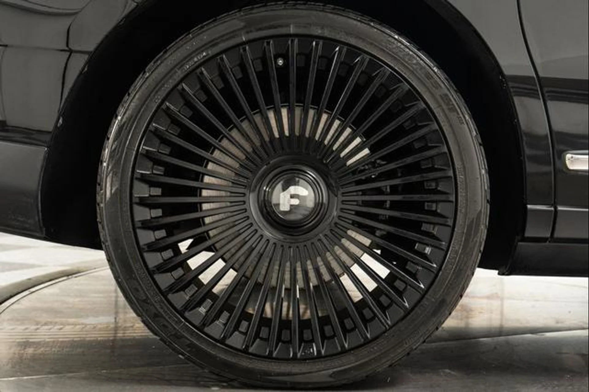 mph043_3317176371_2jul_G4r9_EWET_806_Tyj3p3co_Oh8_M_45e1c9ebb2