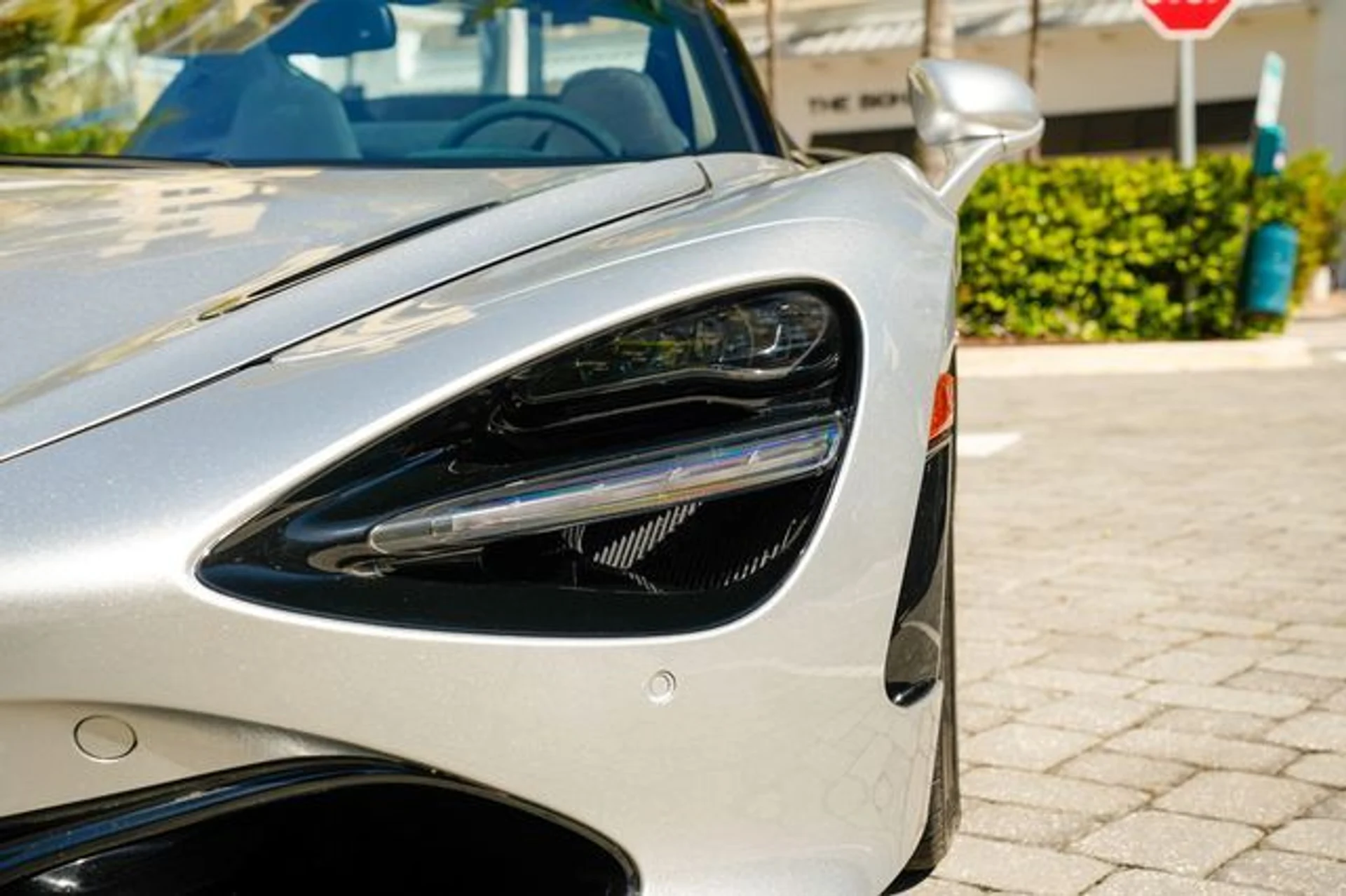 mph043_3332011436_22938050_44_5785f2842c