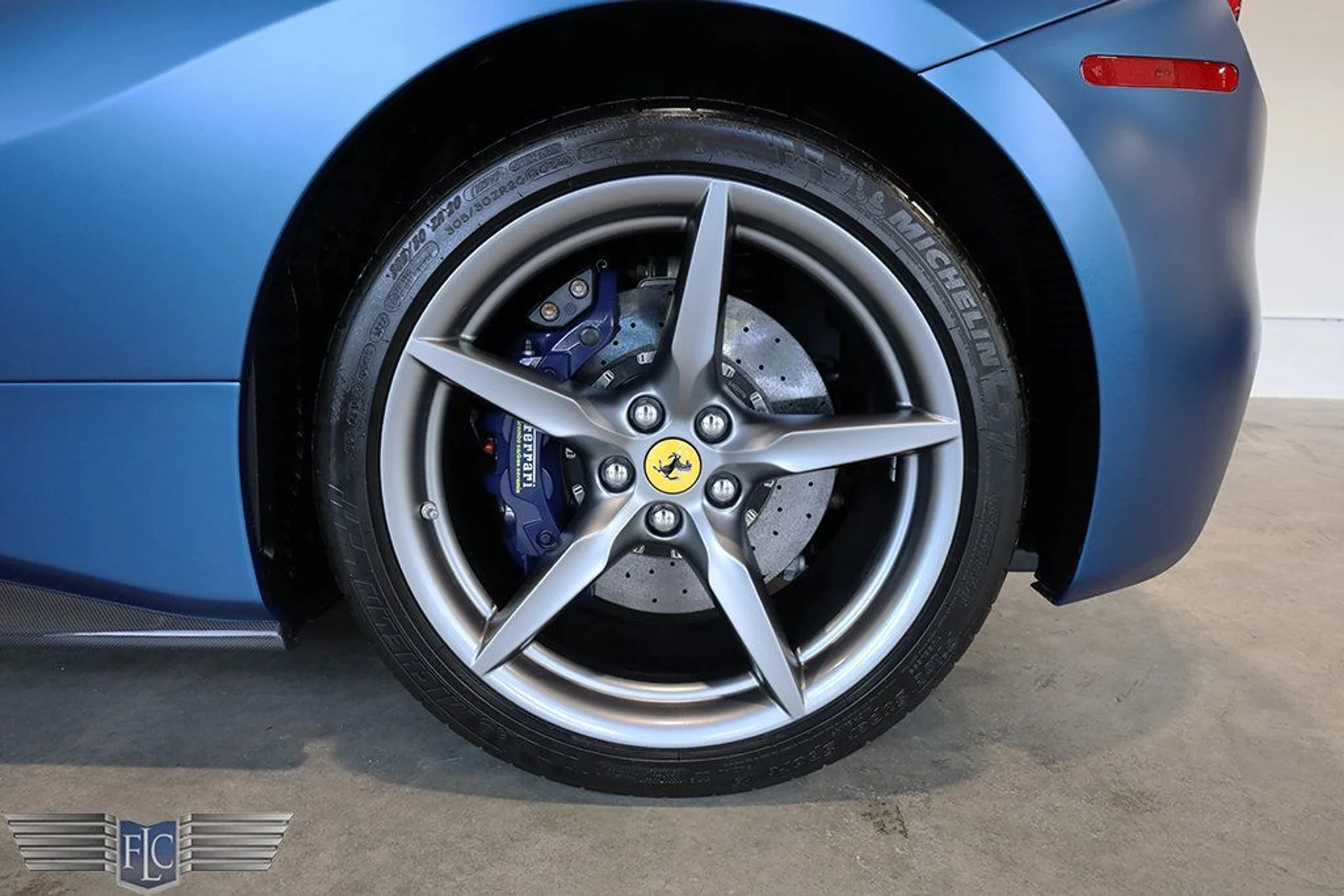 mph043_3335899276_used_2016_ferrari_488_gtb_2drcoupe_9689_22785375_44_1024_5c13cf8ffa