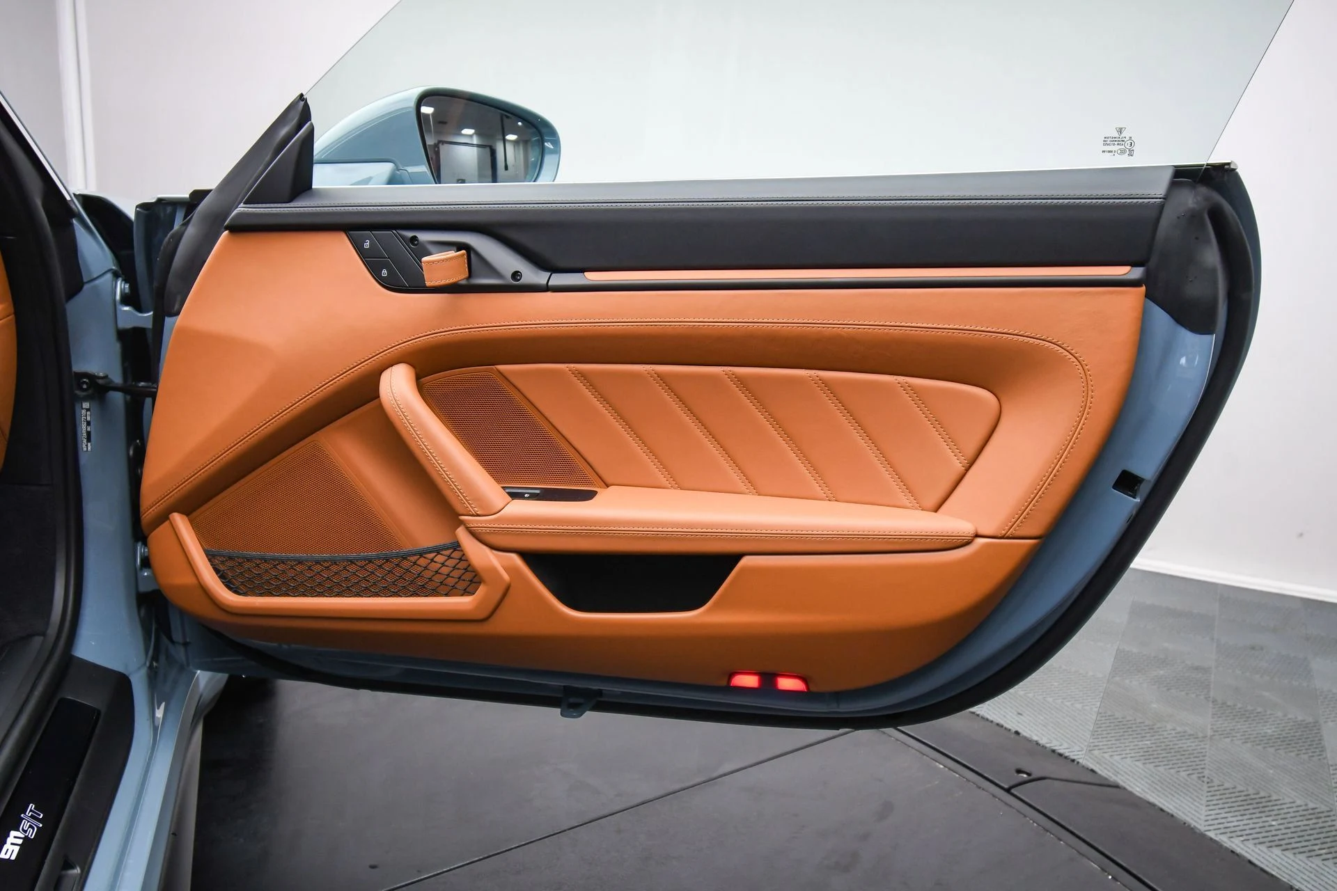 mph043_3342636092_654d943b9f884104a6d4ceffec26d441_18fa4cb07d