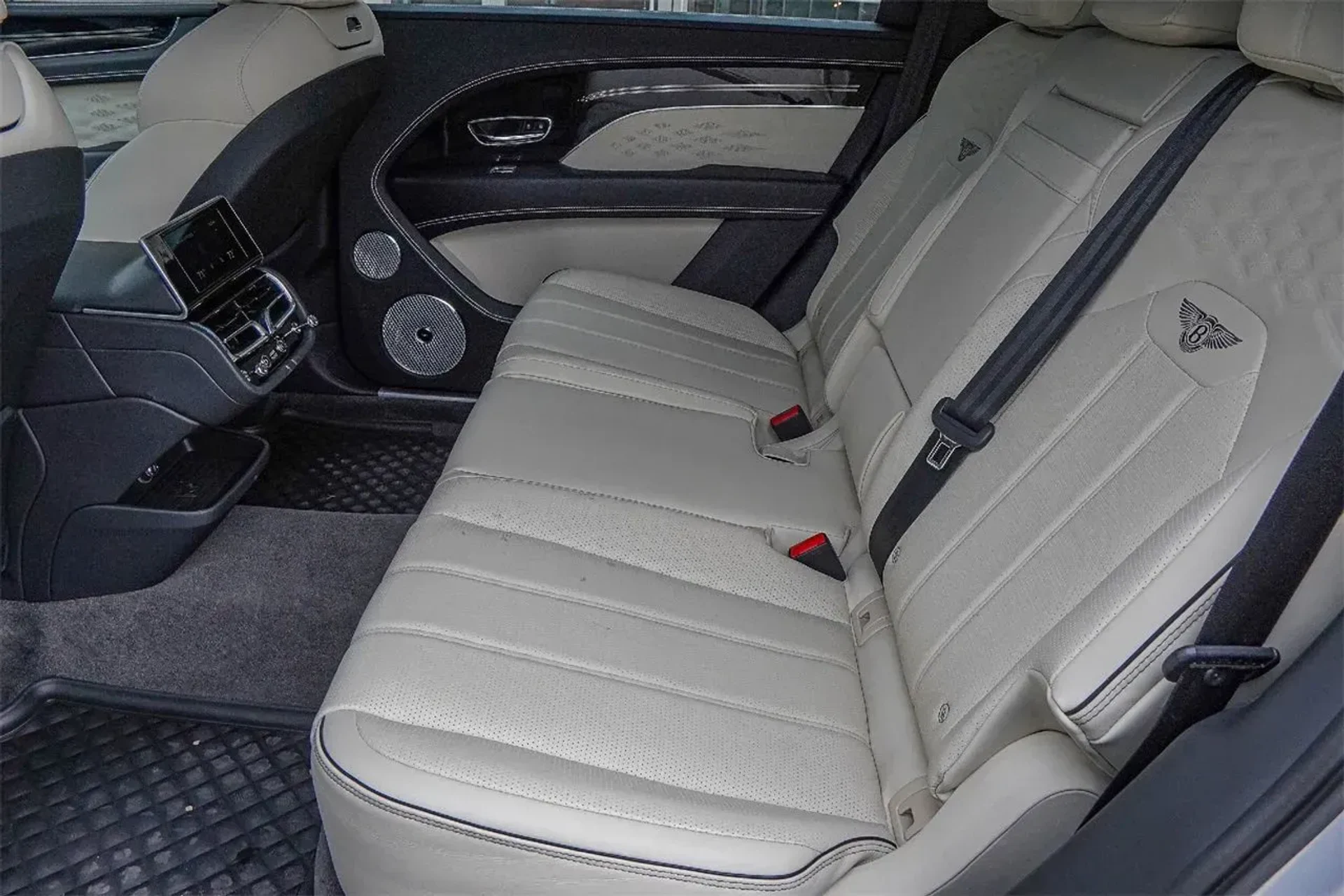 mph043_3349797583_1d82ad71a92c4f75b26c9ee94784ae84_ace1bfe472