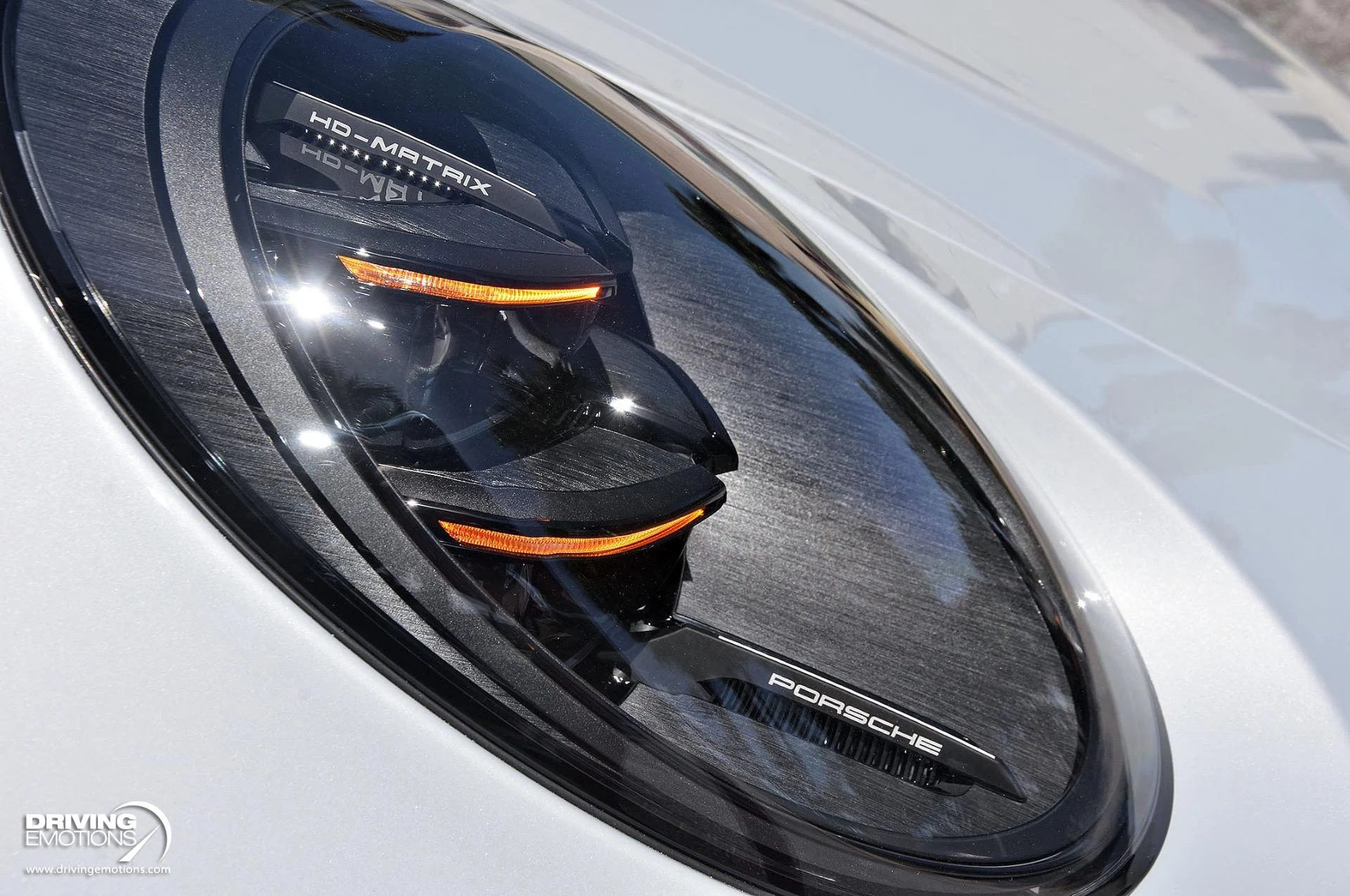 mph043_3358404879_898_p44_l_0029a29e36