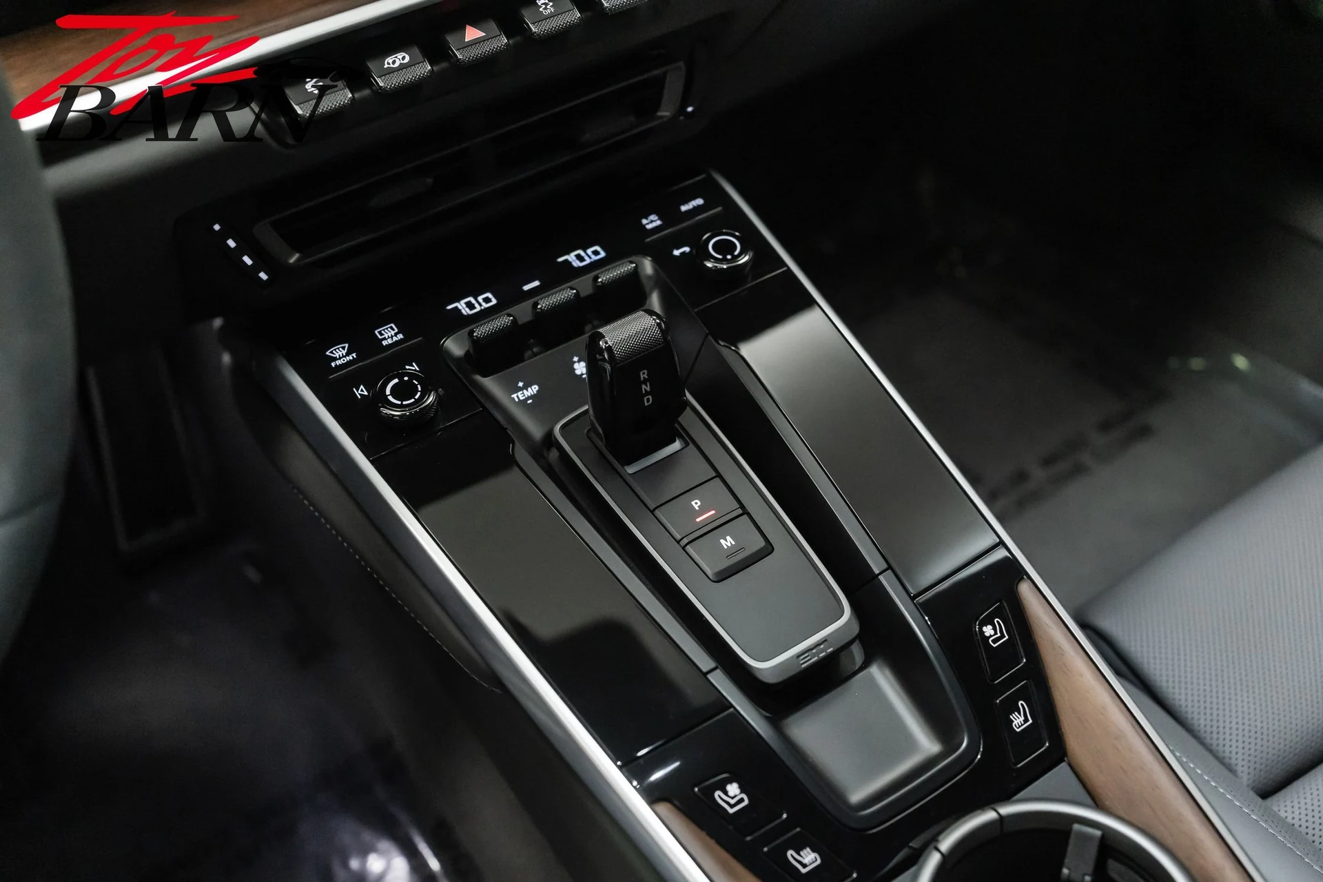 mph043_3361048268_40095c02f3abd446ce82c08c78d727fex_08c27b8609